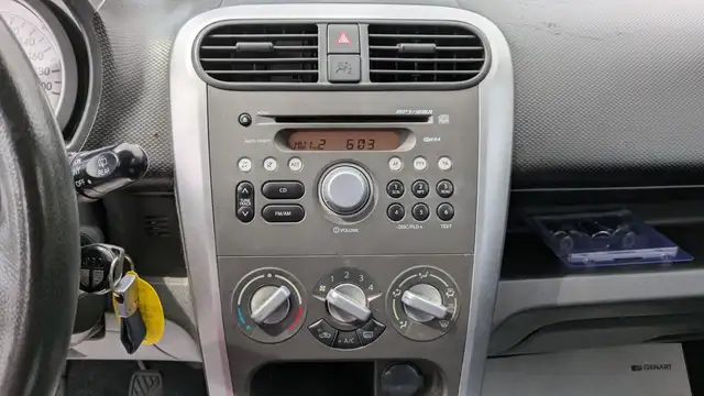 Suzuki Splash view 9