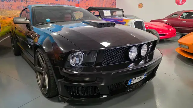 Ford Mustang GT manuale