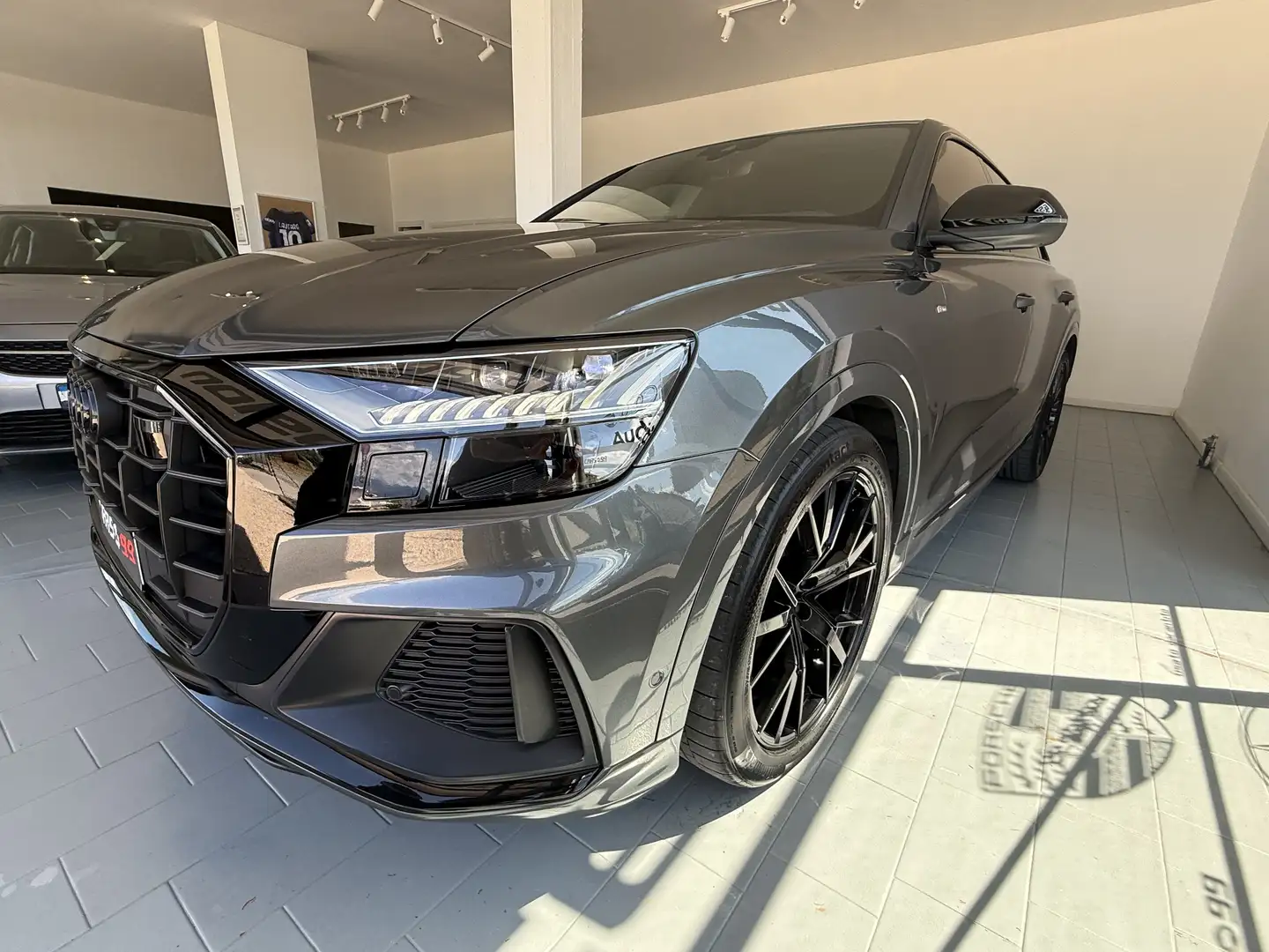 Audi Q8 50 3.0 tdi mhev Sport quattro tiptronic Grigio - 1