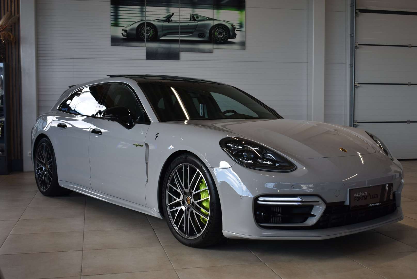 Porsche Panamera Sport Turismo Platinum Edition 4 E-Hybrid - - Joinsteer - #4