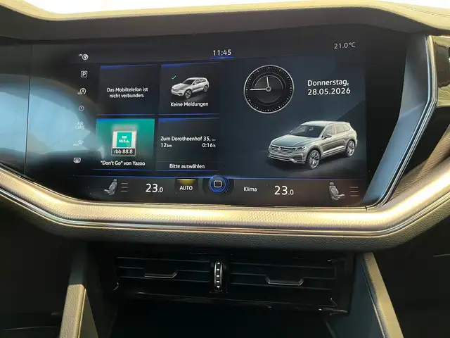 Volkswagen Touareg view 13