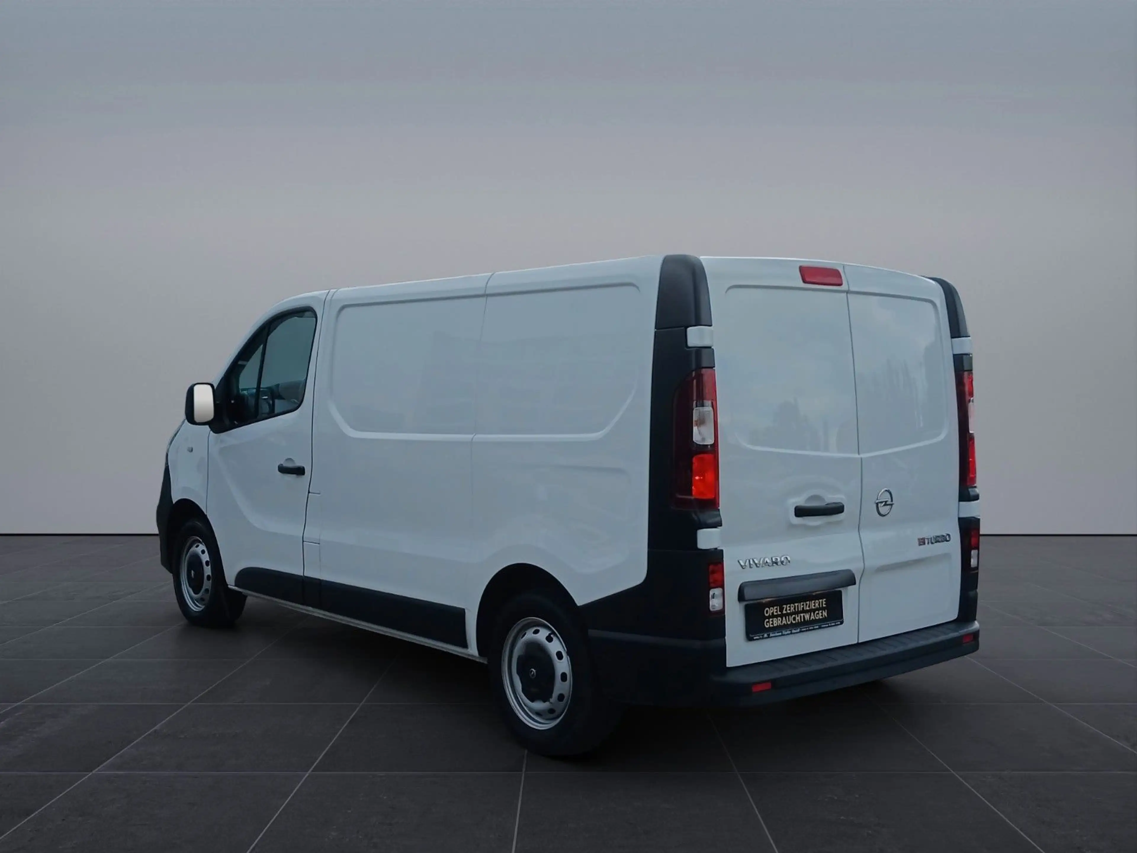 Opel Vivaro B Kasten/Kombi L1H1 2,7t Navi/Klima/1Hand — photo 2