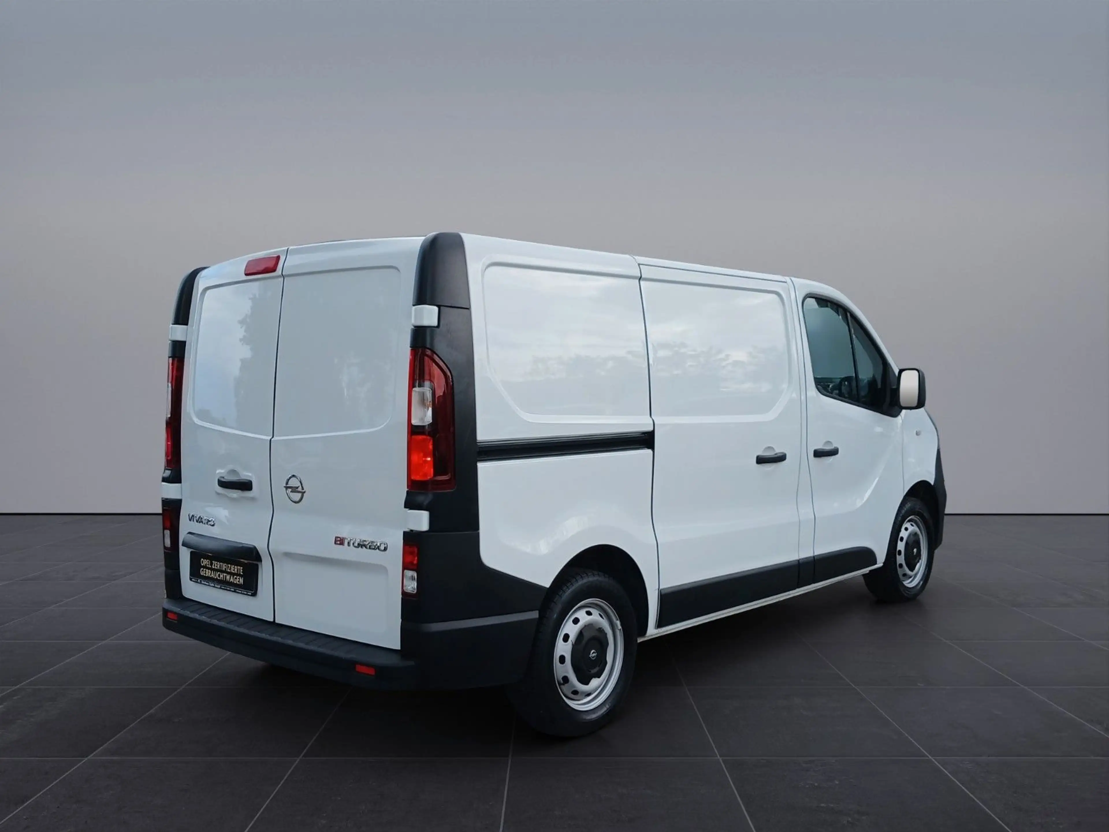Opel Vivaro B Kasten/Kombi L1H1 2,7t Navi/Klima/1Hand — photo 4