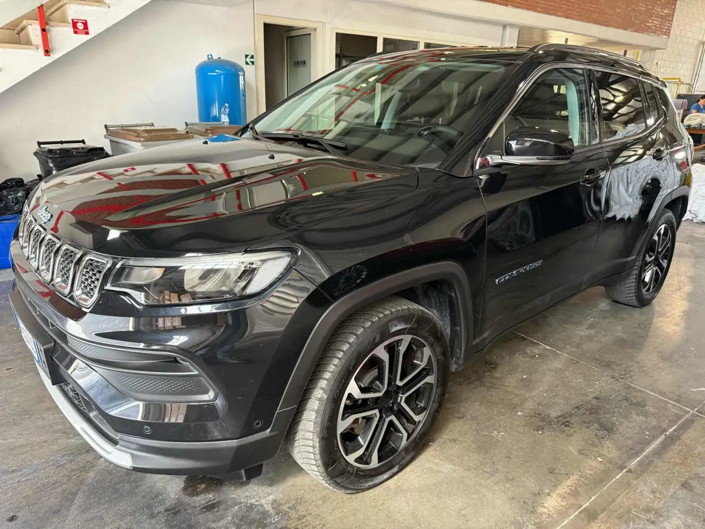 Jeep Compass 1.3 Turbo T4 190 CV PHEV AT6 4xe Limited Zwart - 1