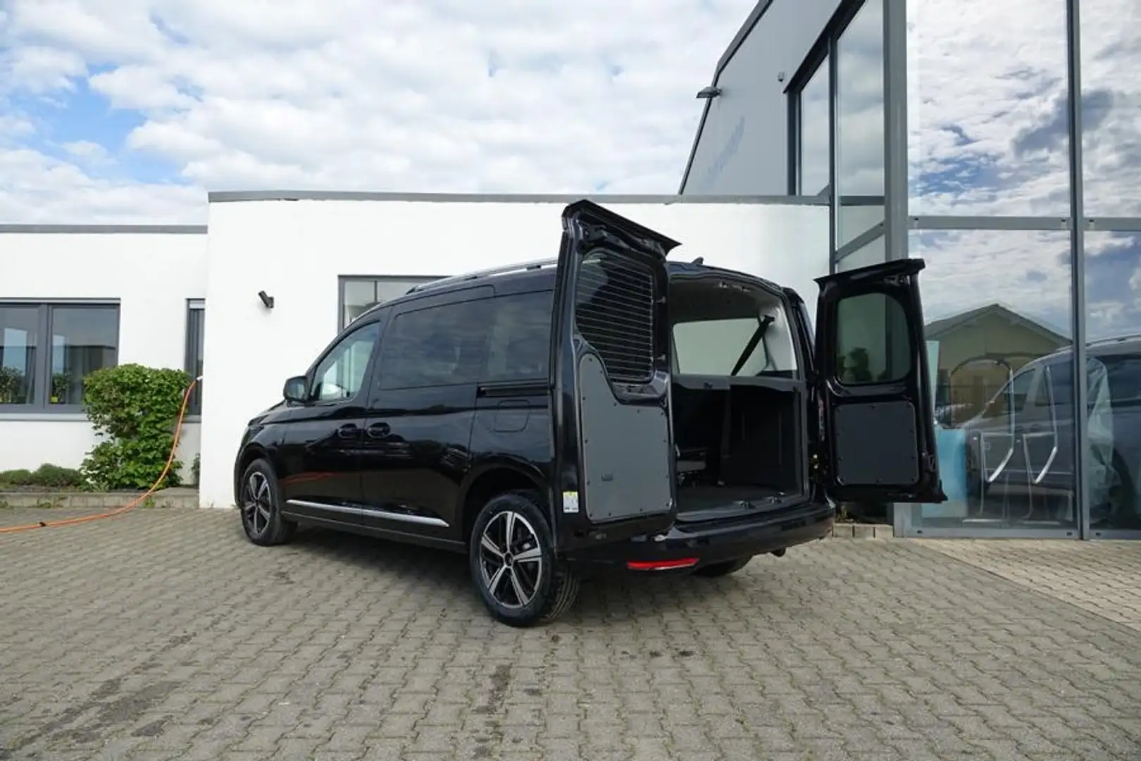 Volkswagen Caddy Maxi STYLE Hecktüren/Standhzg UPE 54300EUR Noir - 1