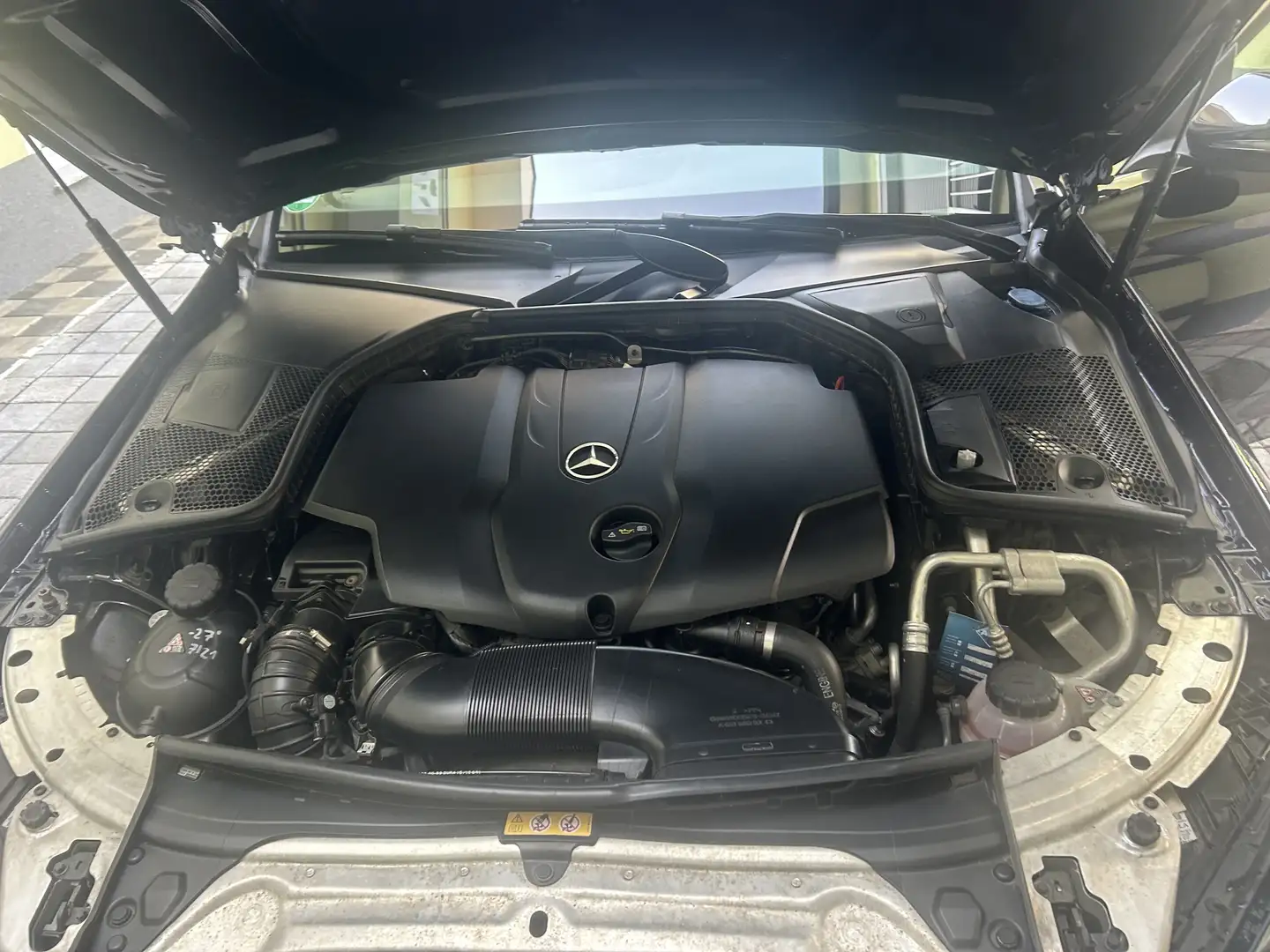Mercedes-Benz C 220 d T 9G-TRONIC Avantgarde - 1