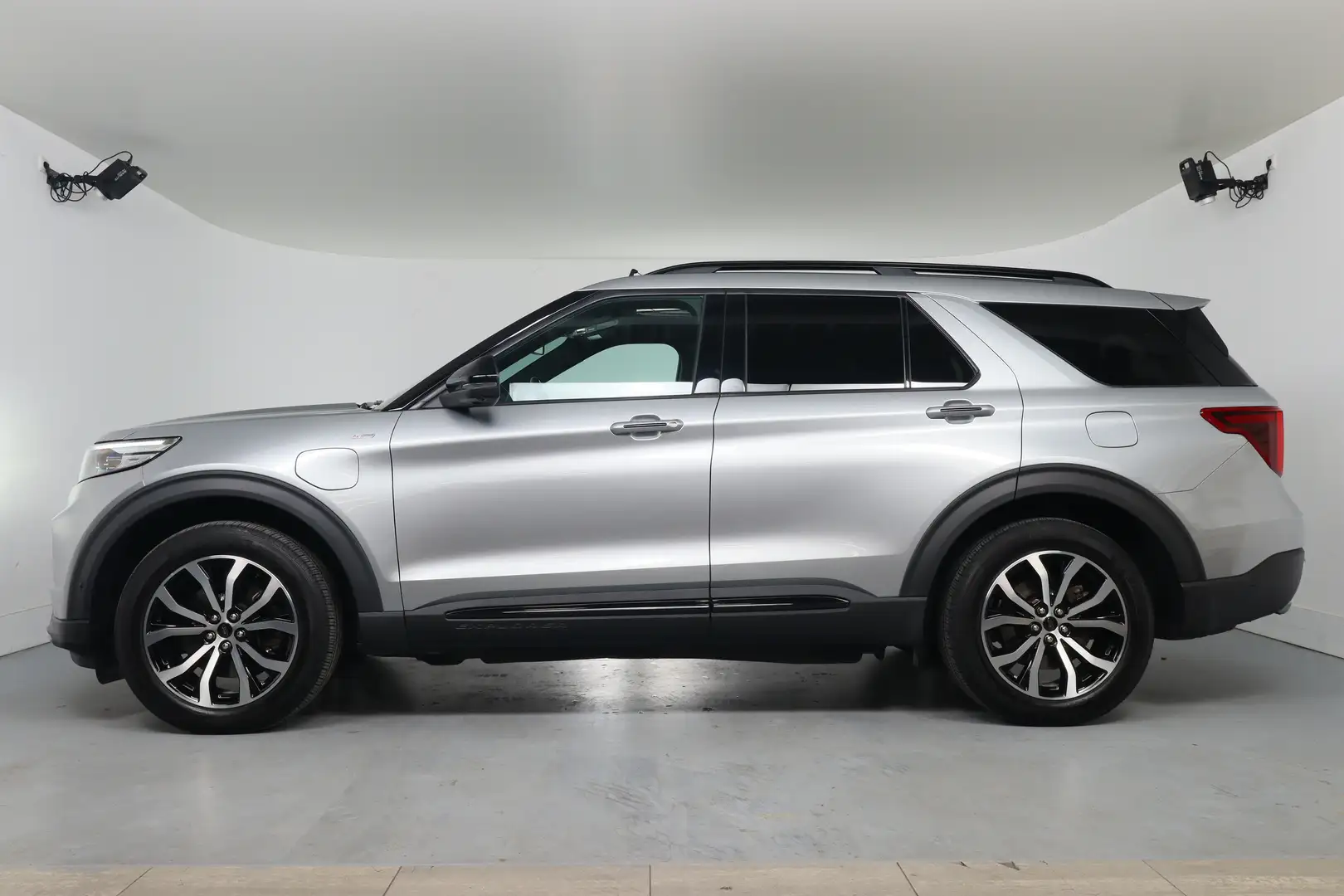 Ford Explorer 3.0 V6 EcoBoost PHEV ST-Line | B&O | LED | Leder | Grijs - 2