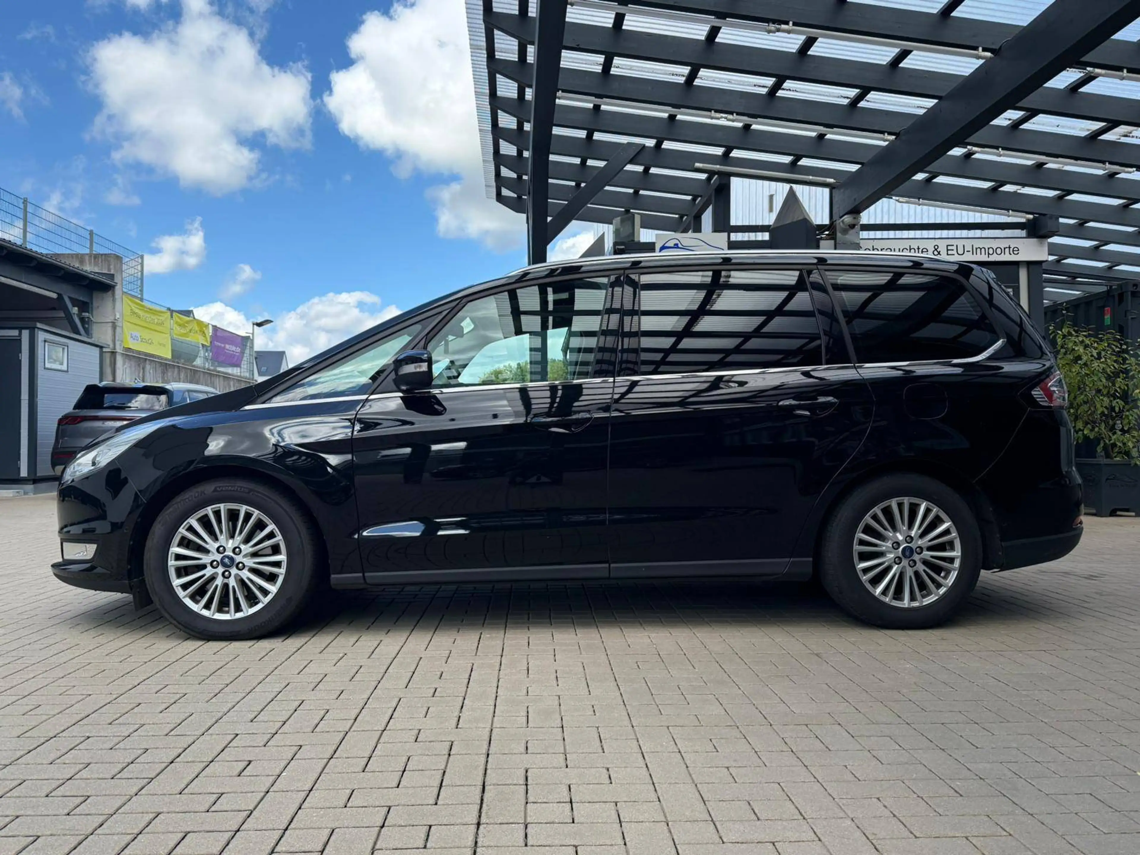 Ford Galaxy 2.0 TDCi Aut. Titanium, 7-Sitzer, Pano, Navi, Schilderkennung, Fernlicht-Assist, 3-Zonen Klimaauto — photo 4