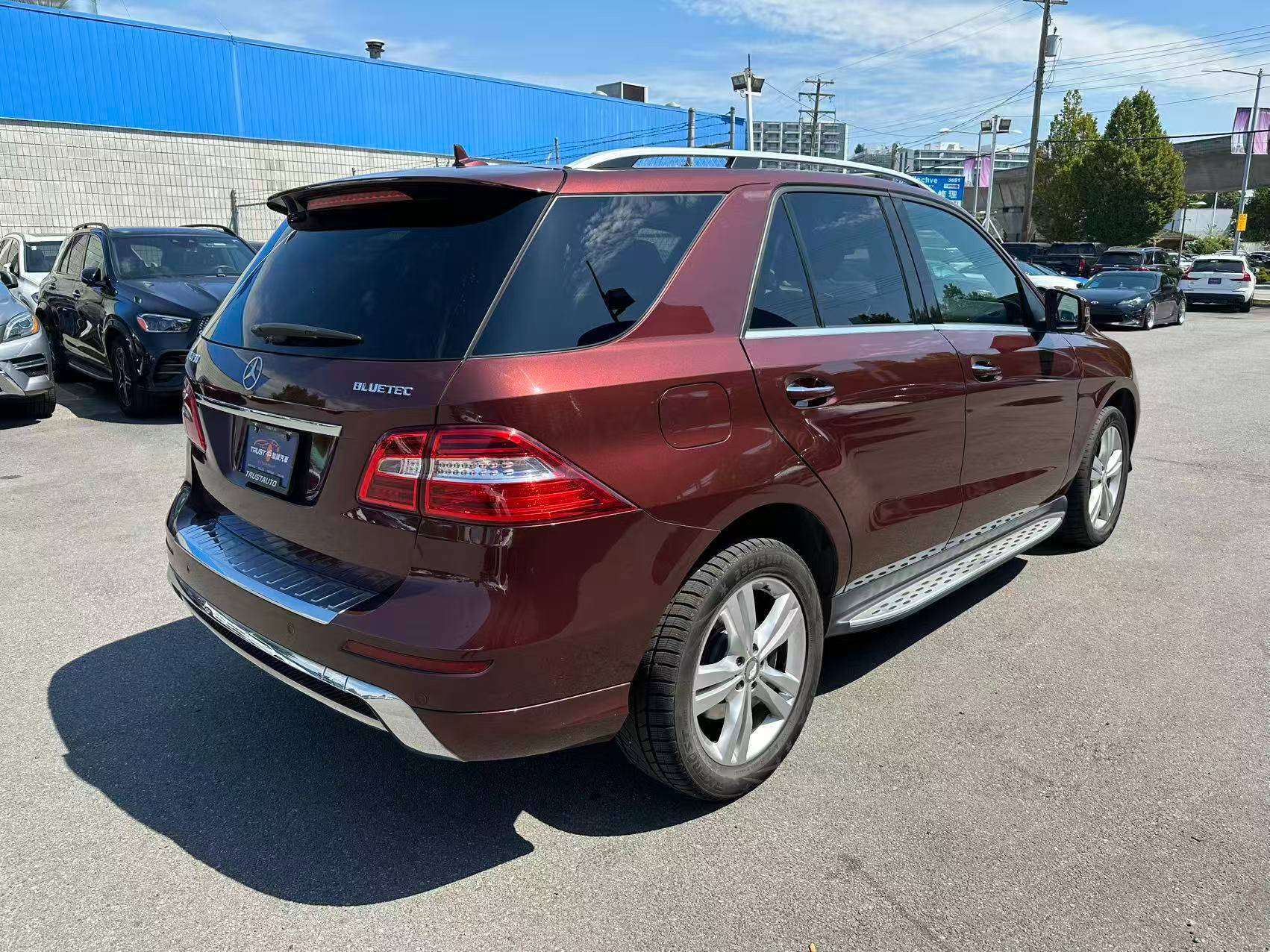 2015 Mercedes-Benz M-Class ML350 | 4 MATIC | HARMAN KARDON |BC LOCAL — photo 1