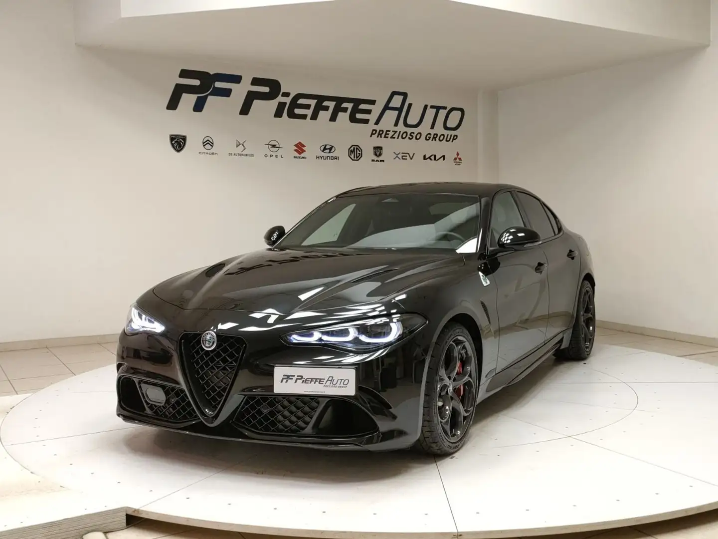 Alfa Romeo Giulia 2.9 V6 Quadrifoglio 520cv auto Nero - 1