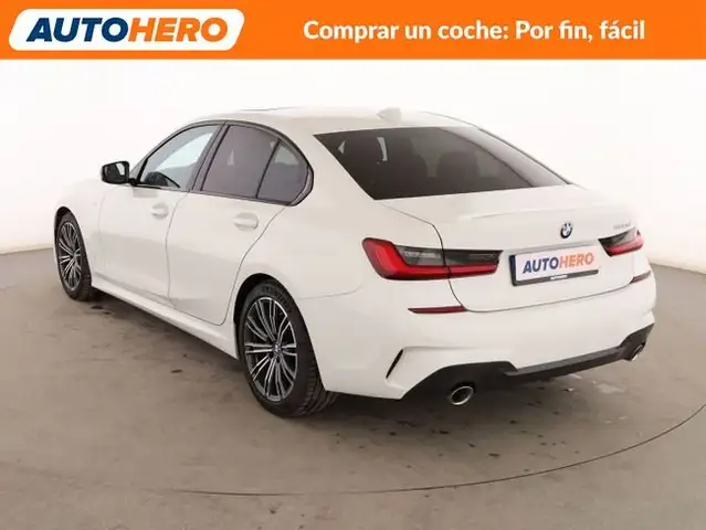 BMW 3 Series view 4