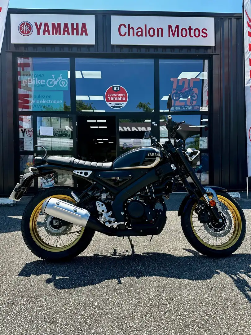 Yamaha XSR 125 Schwarz - 1