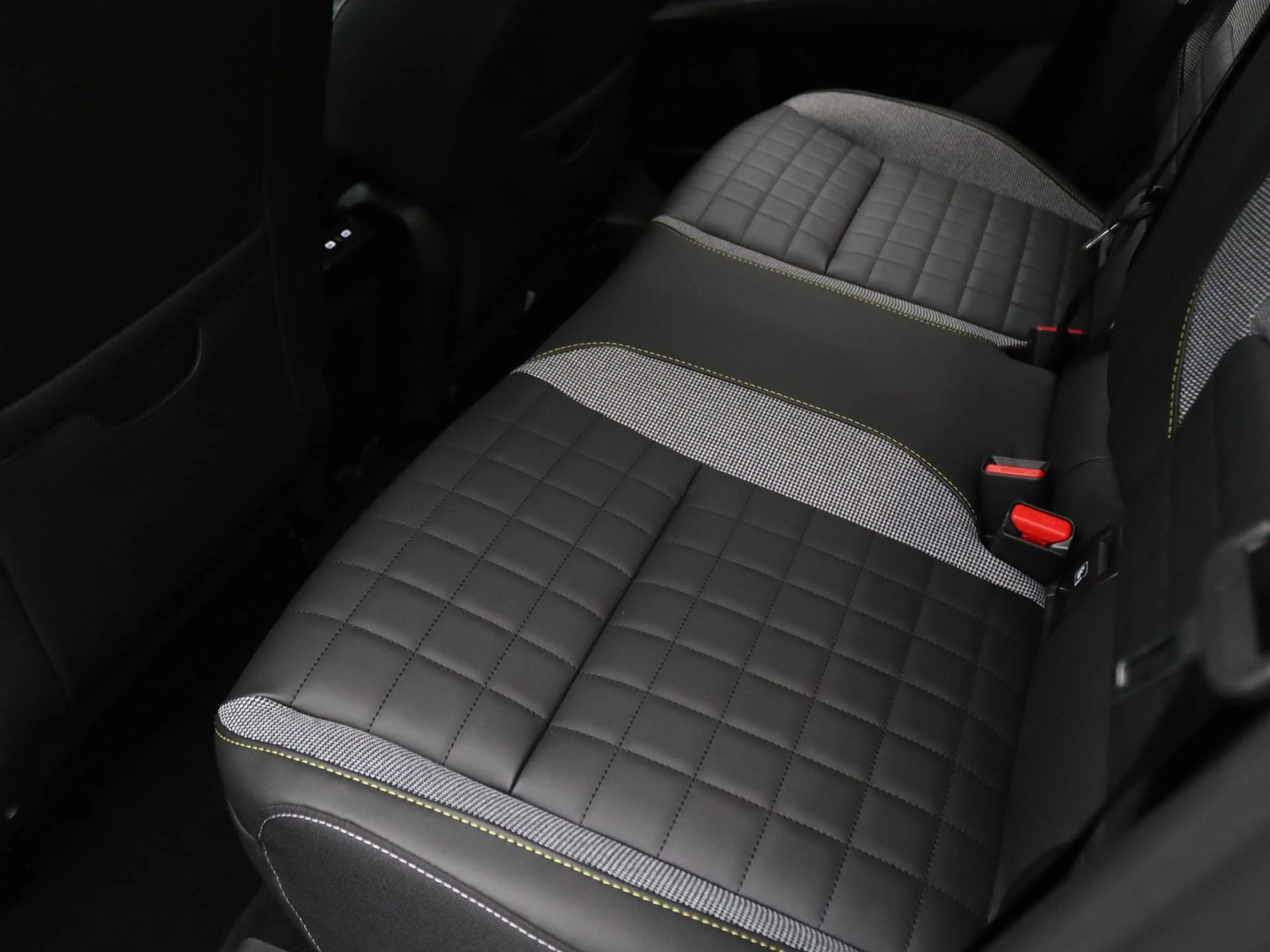 Renault R 4 comfort range iconic "plein sud" 52 kWh Elektrisch — photo 30