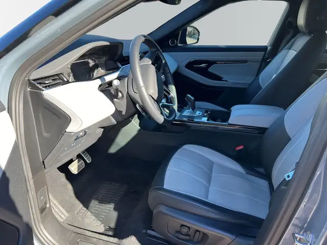 Land Rover Range Rover Evoque view 8
