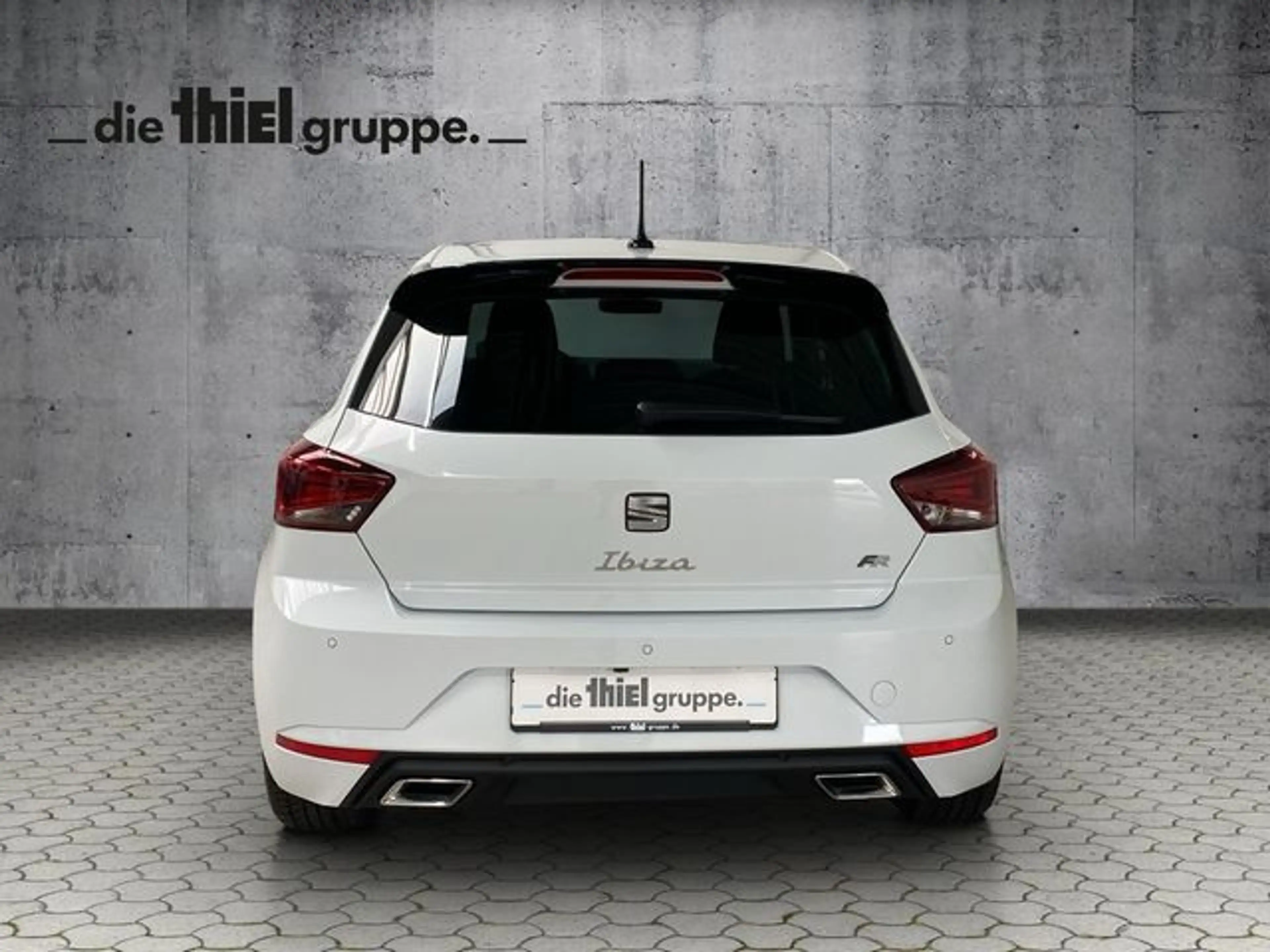 SEAT Ibiza 1.0 TSI FR Black Edition Pano+Full-LED+RFK — photo 5
