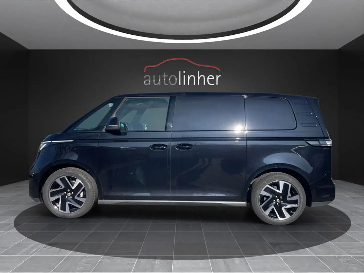 Volkswagen ID. Buzz Cargo Pro 4motion Schwarz - 2