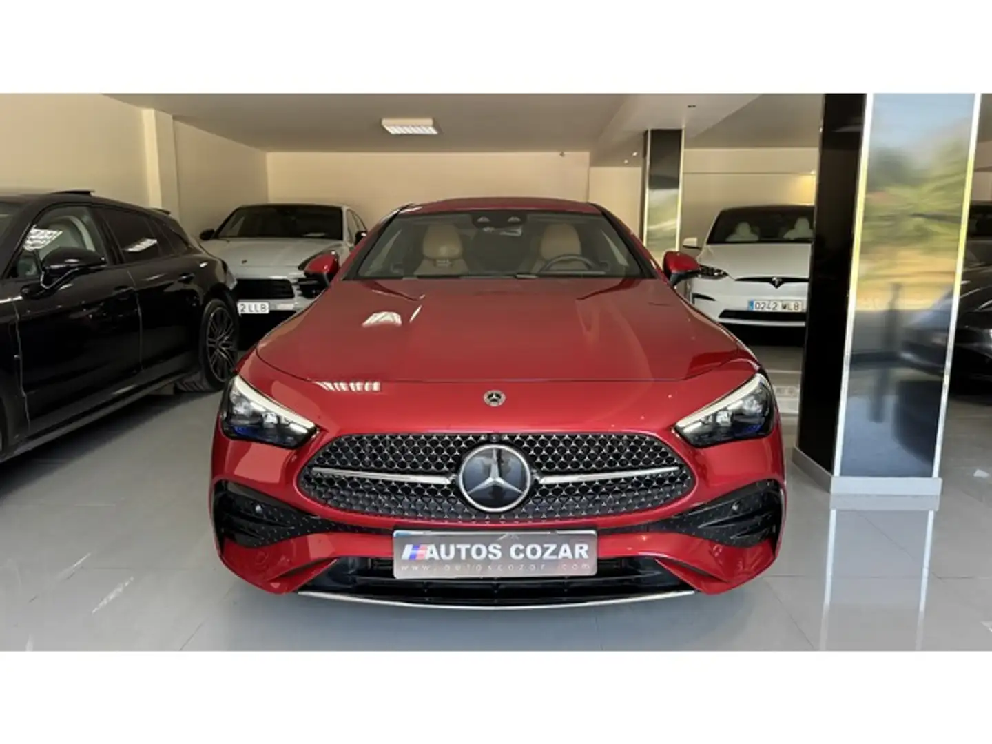 Mercedes-Benz CLE 300 4Matic 9G-DCT Rojo - 2