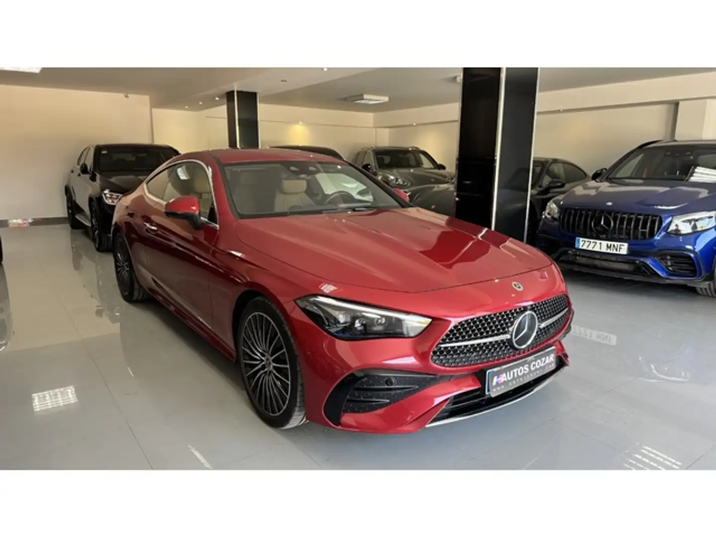 Mercedes-Benz CLE 300 4Matic 9G-DCT Rojo - 1