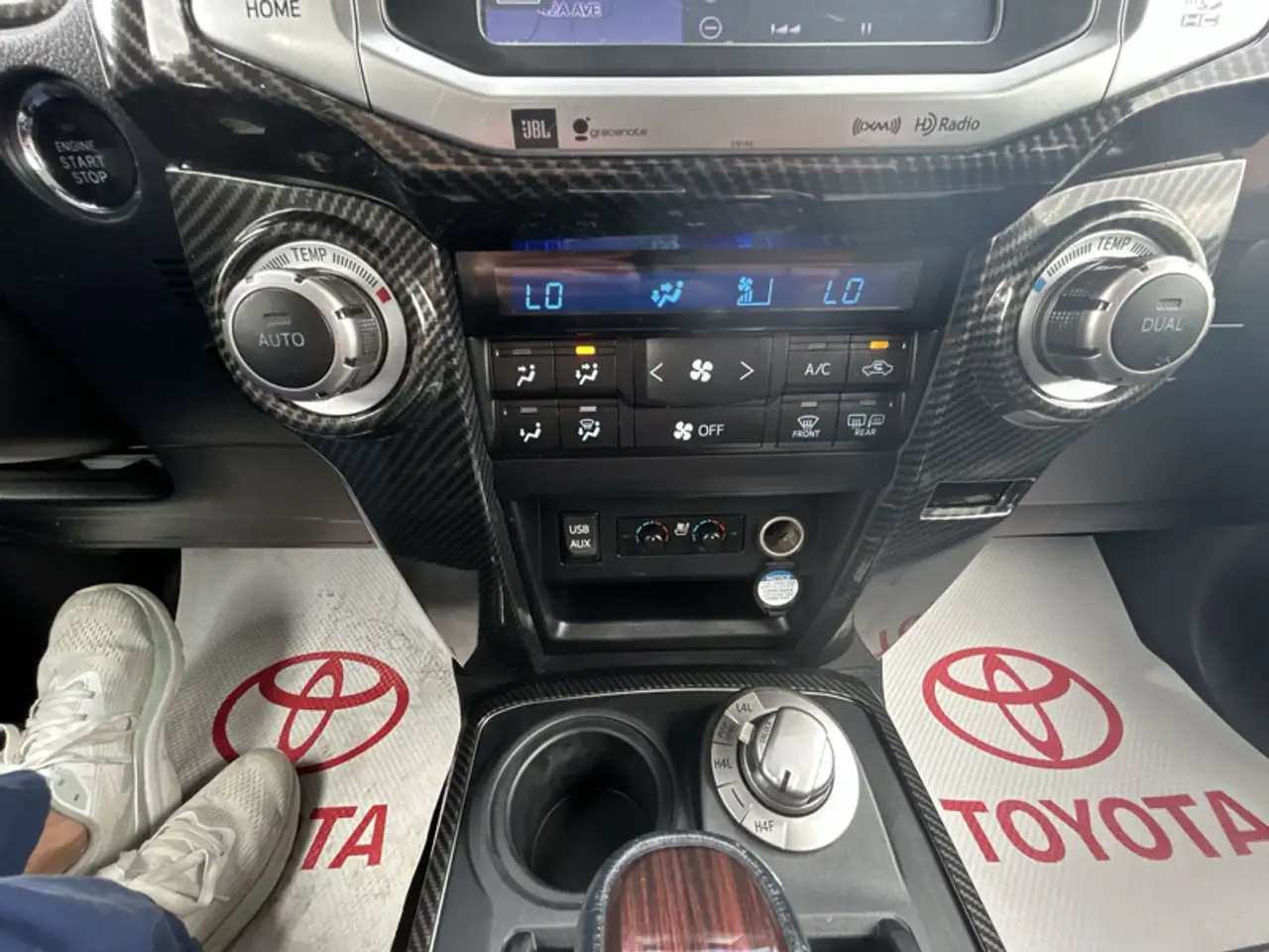 Toyota 4-Runner photo Toyota 4-Runner