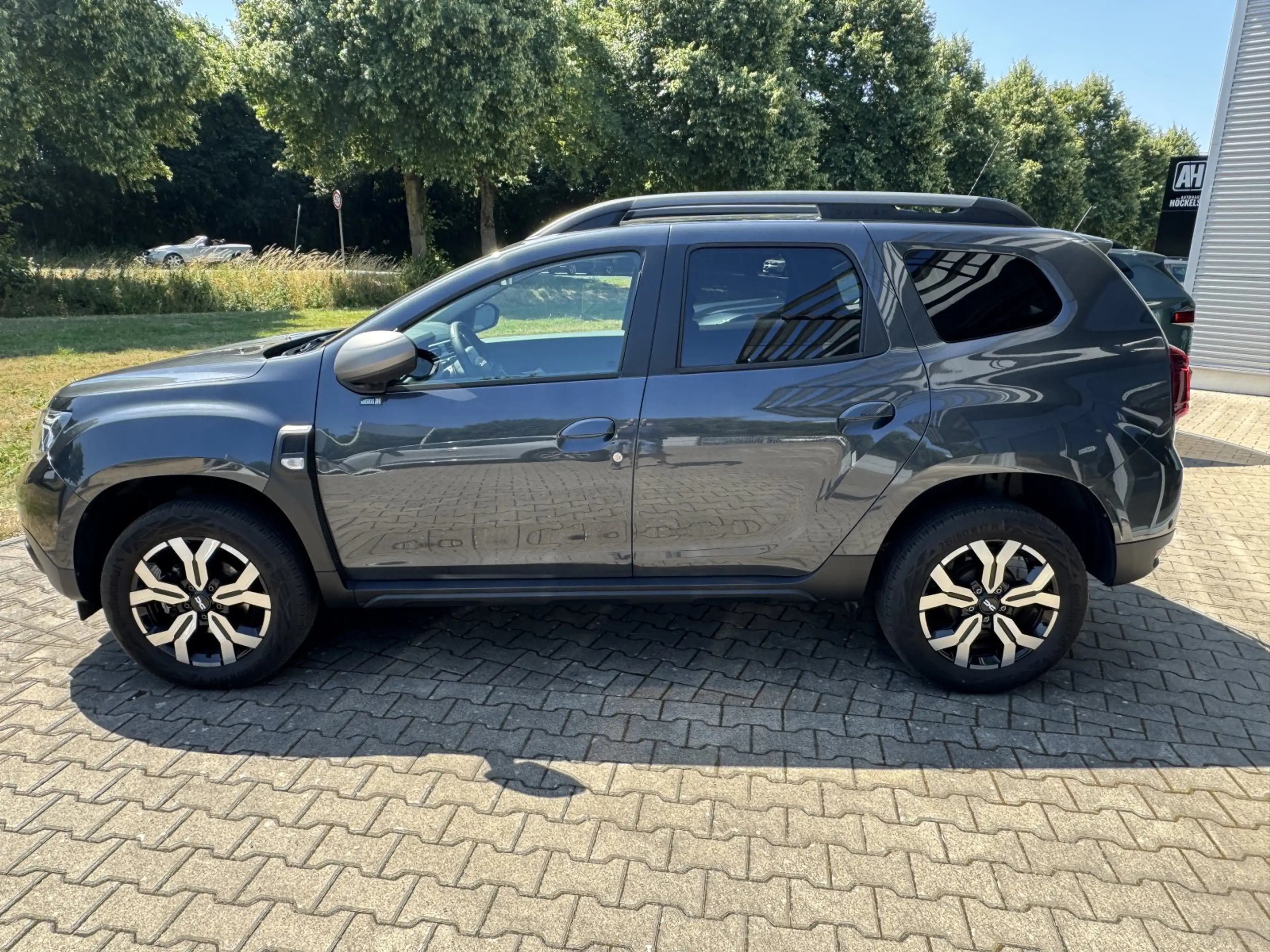 Dacia Duster II 1.3 TCe 130 1.3 TCe 130 EU6d Journey+ 2WD GPF — photo 8