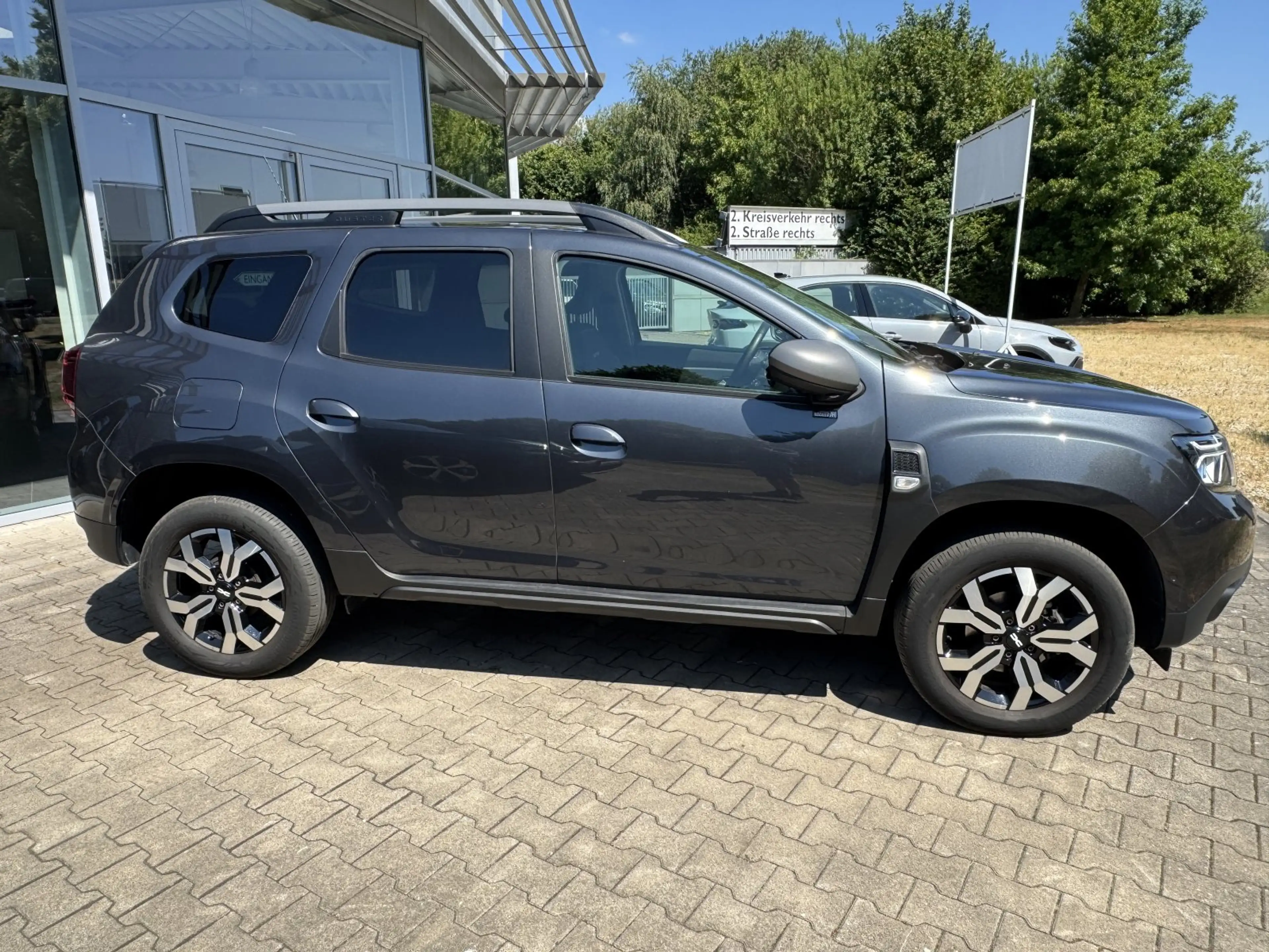 Dacia Duster II 1.3 TCe 130 1.3 TCe 130 EU6d Journey+ 2WD GPF — photo 4