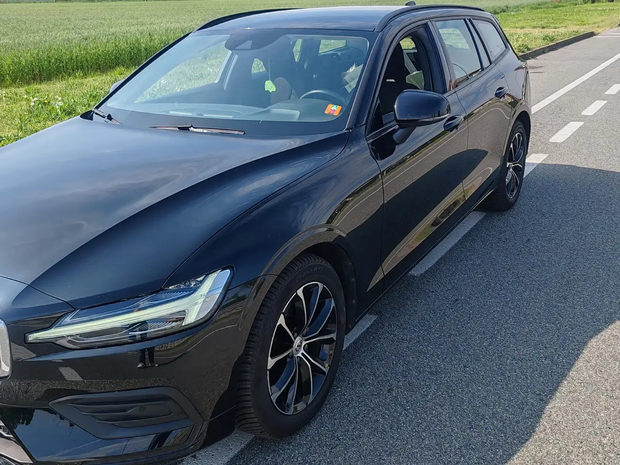 Volvo V60 V60 II 2019 2.0 b3 Momentum Business auto 8m my21