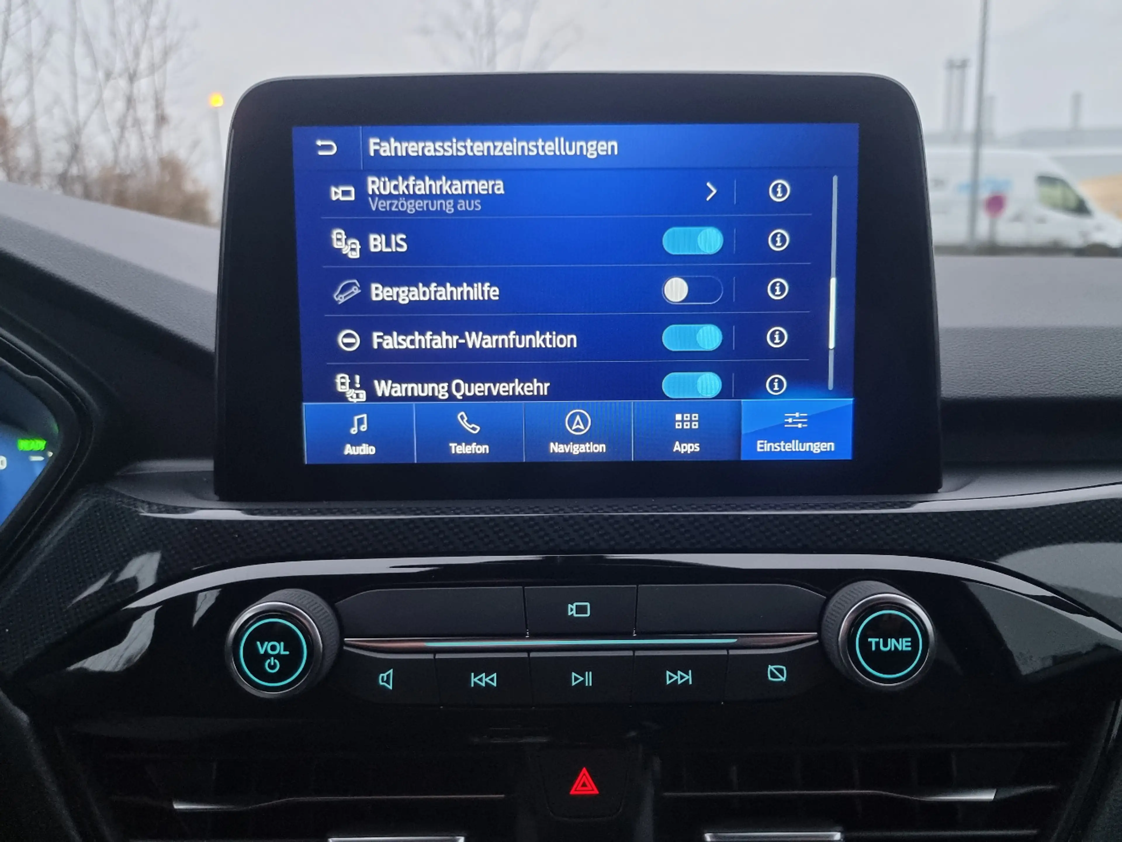 Ford Kuga ST-Line Navigation+Kamera+Winterpaket — photo 12