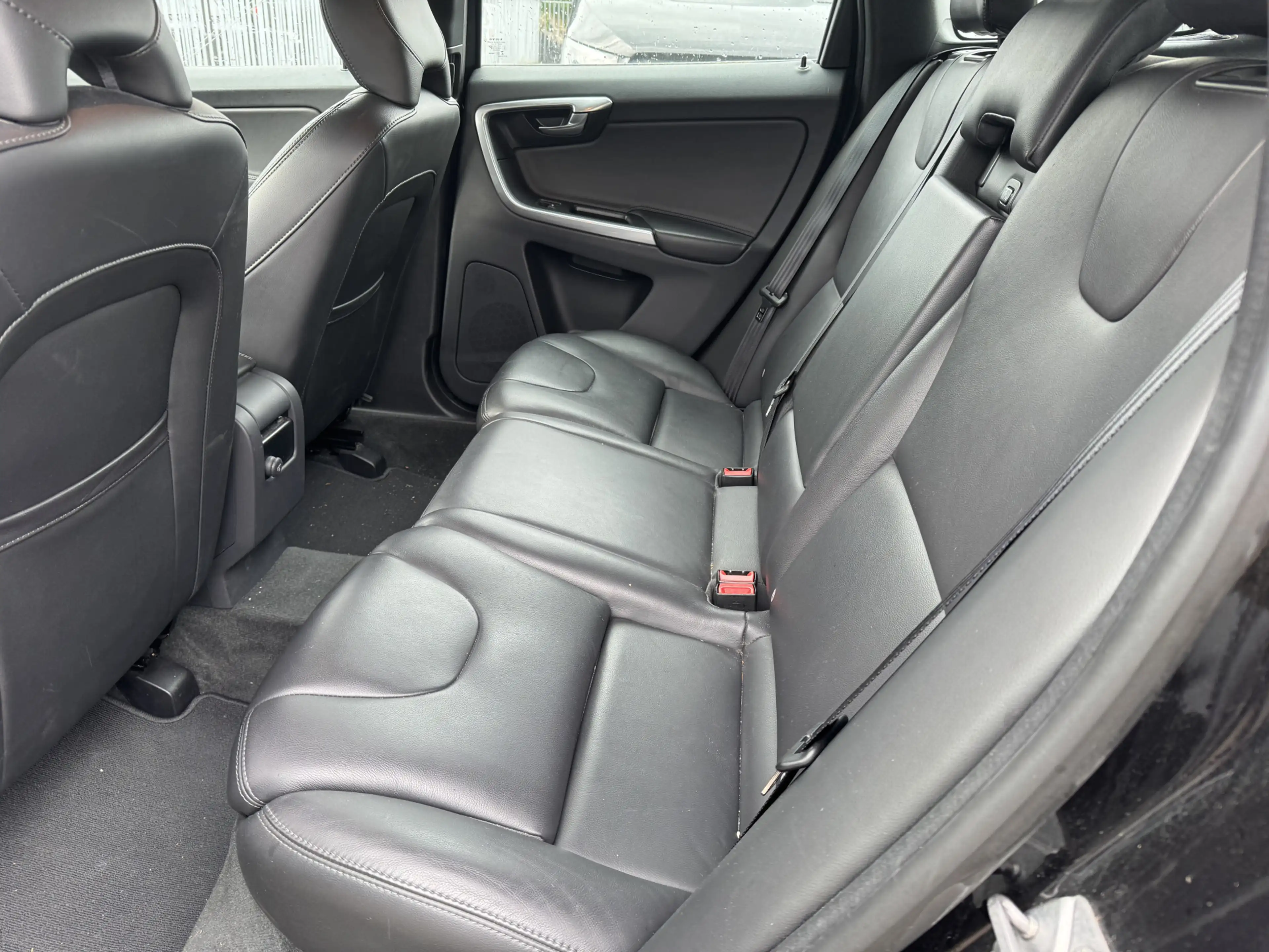 Volvo XC60 2.0 D4 FWD Polar+ — photo 9