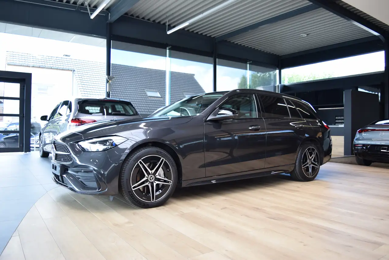 Mercedes-Benz C-Class C Break 300 e PHEV AMG Line (230 kW) / Pano dak / 360°
