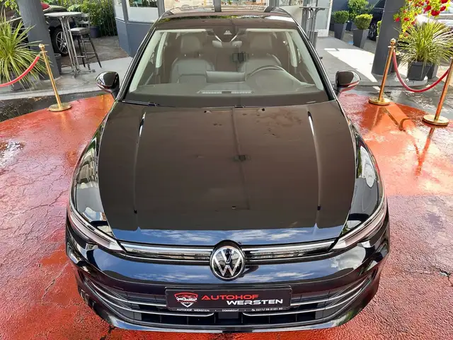 Volkswagen Golf view 10
