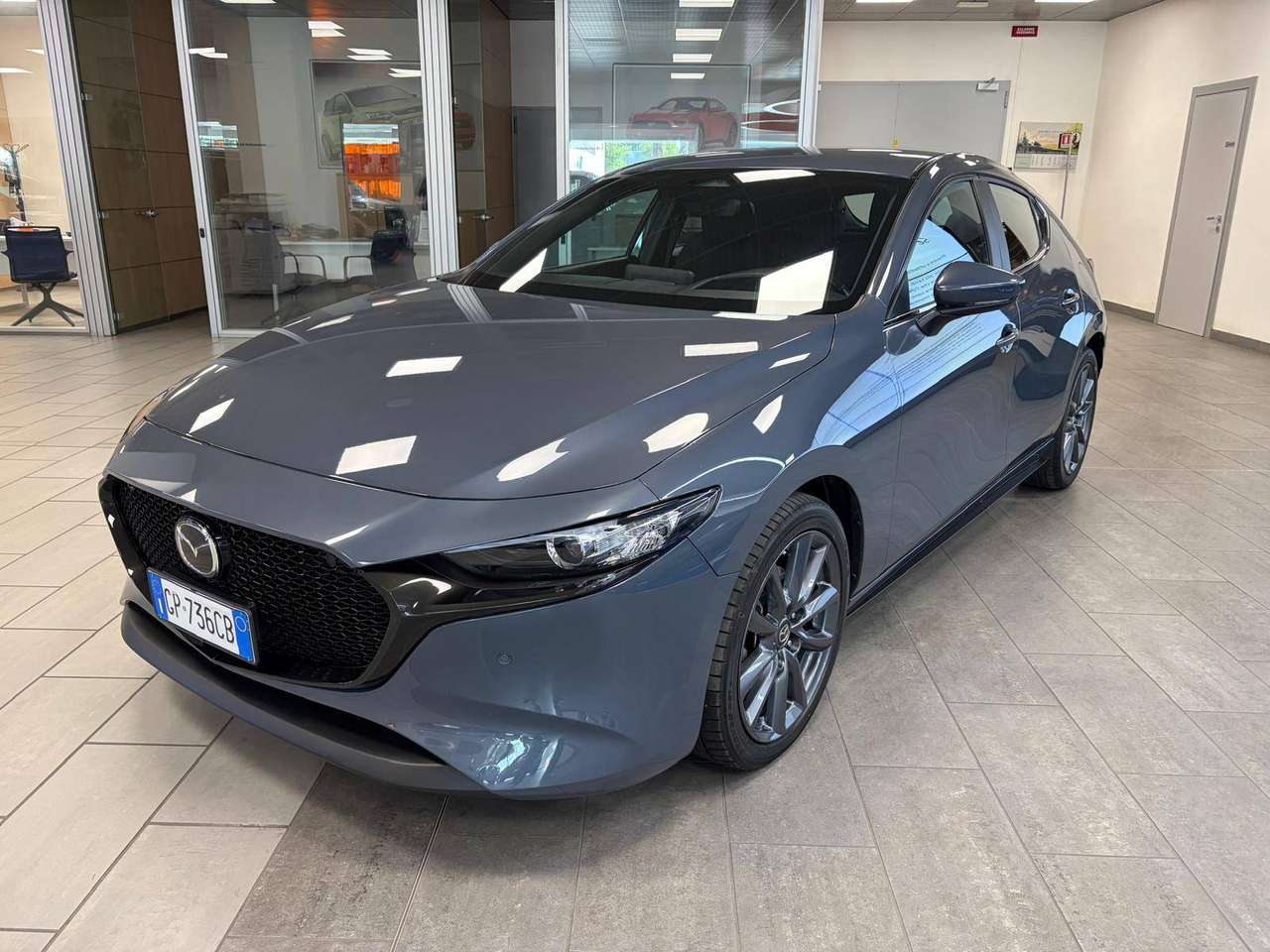 Mazda 3 2.0 m-hybrid (ibrido/benzina) 122cv.  Exclusive Line ,Km 44.000, GARANZIA MAZDA FINO A:  07/2029  VALIDA IN TUTTA ITALIA