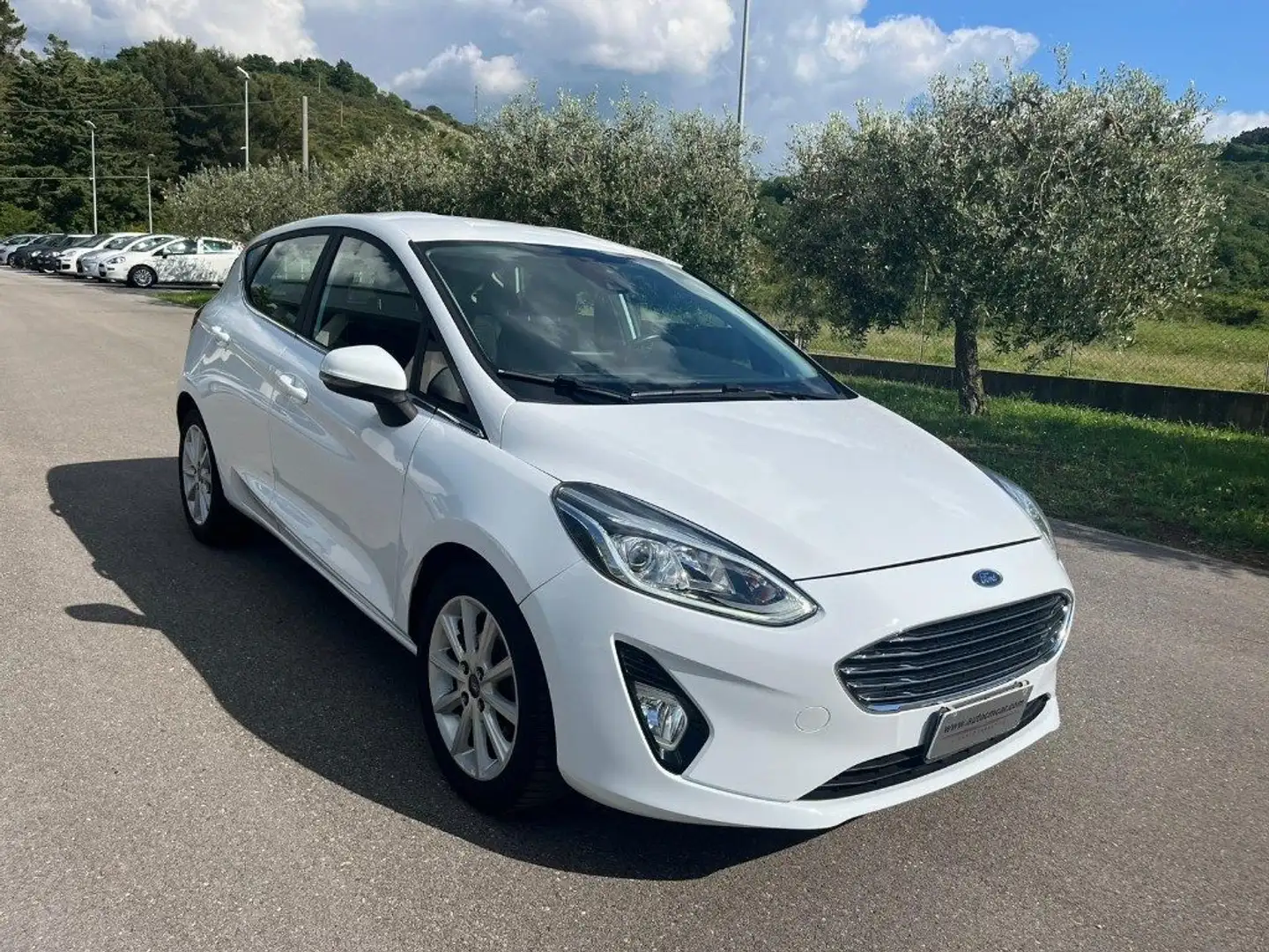 Ford Fiesta 1.5 TDCi 5 porte Titanium Blanc - 1