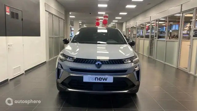Renault Captur view 2