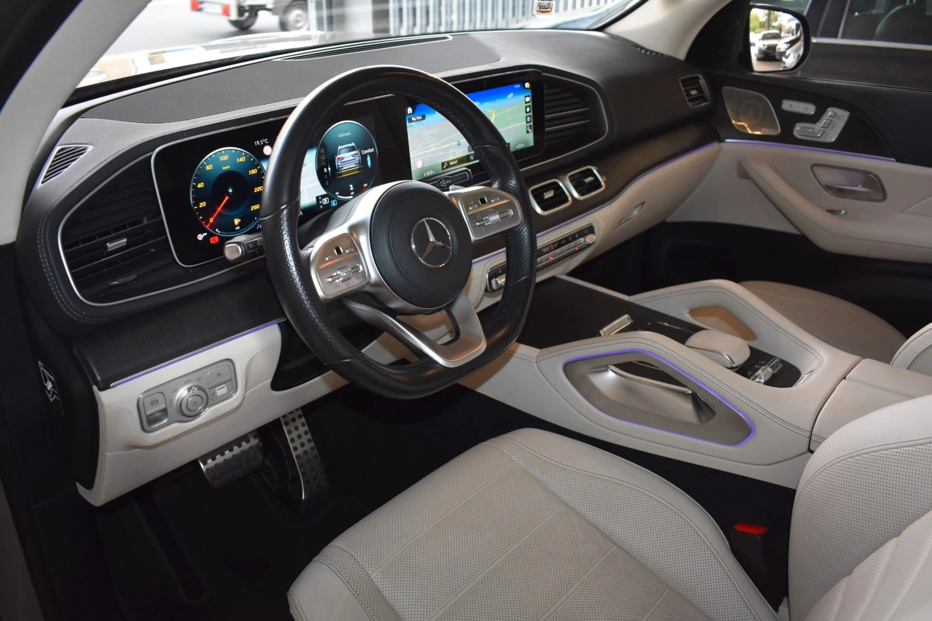 Mercedes-Benz GLS 400 d 4M 360° PANO 4xMASSAGE 8xALU BURMESTER — photo 10