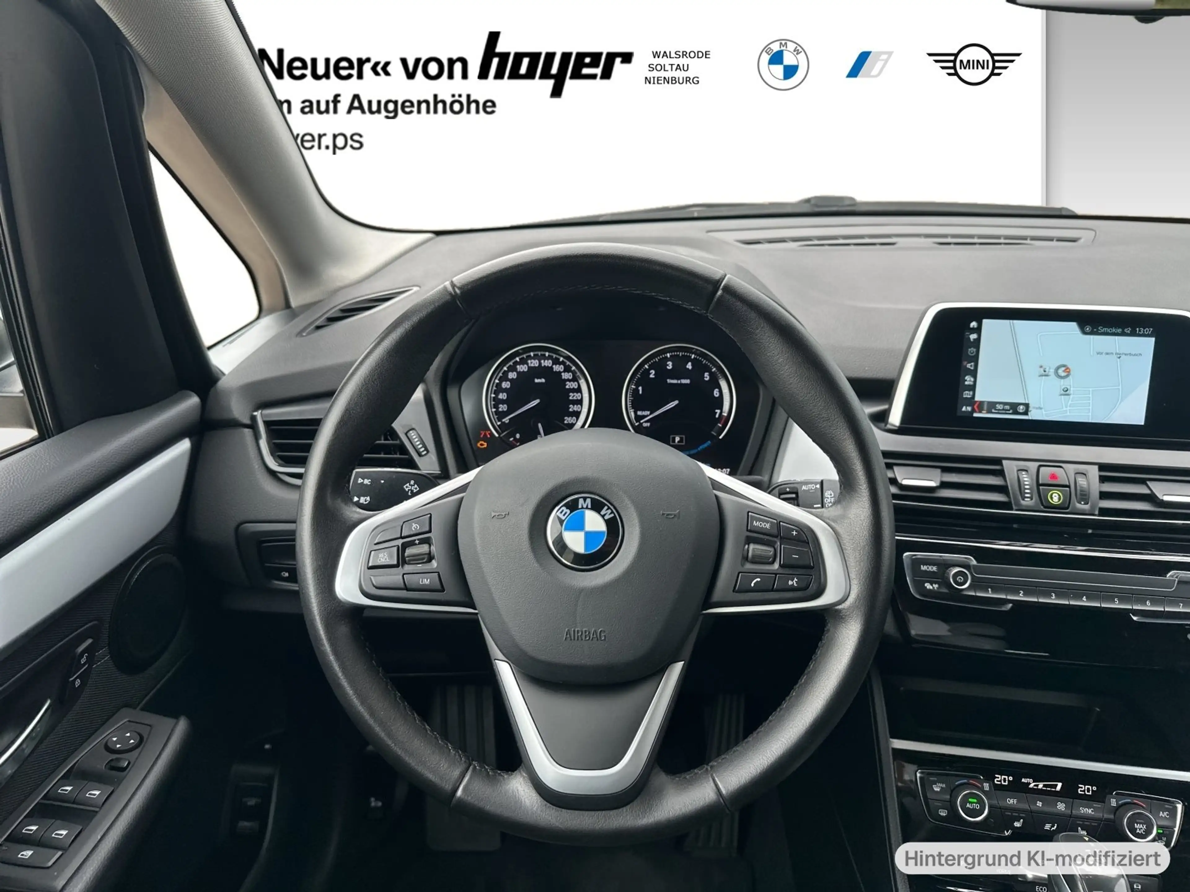 BMW 225 xe iPerformance Active Tourer — photo 13