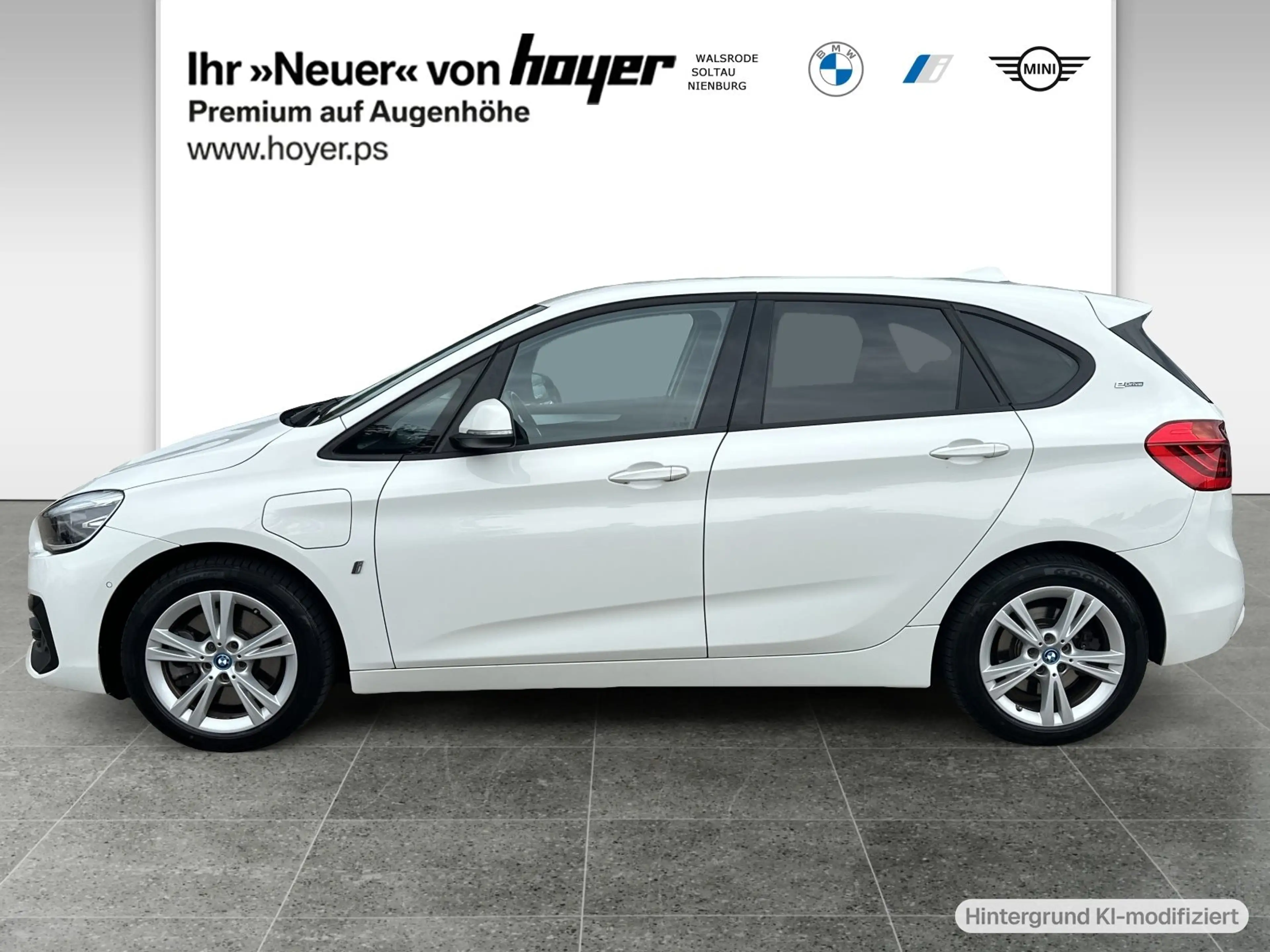 BMW 225 xe iPerformance Active Tourer — photo 3