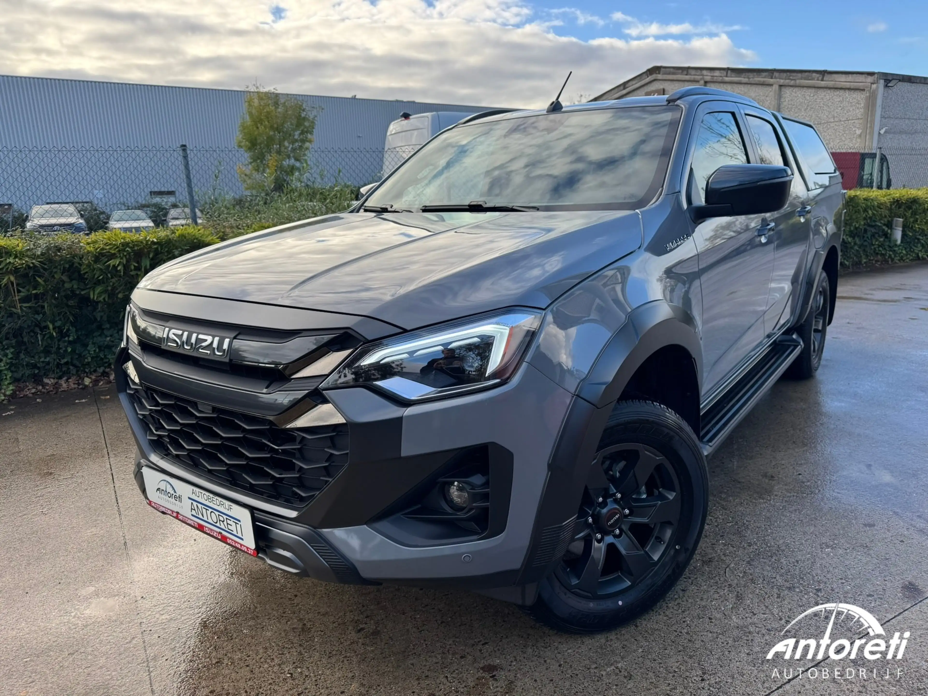 Isuzu D-Max LSE V-CROSS FULL OPTION — photo 3