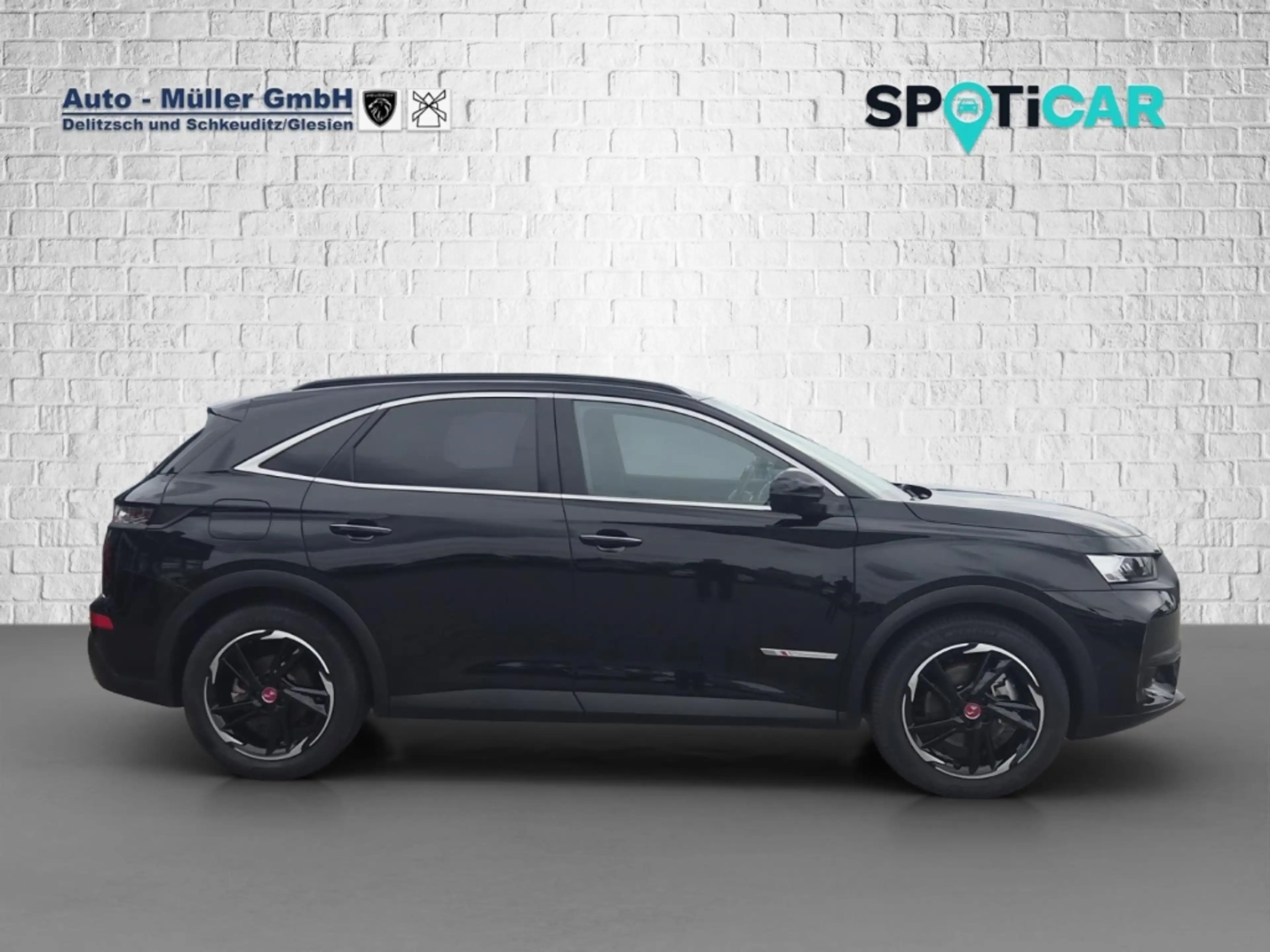DS Automobiles DS 7 Crossback E-Tense 225 1,6 Performance Line — photo 4