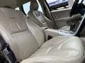 Volvo XC60 2.4D Momentum 5 cilinder automaat Noir - thumbnail 19