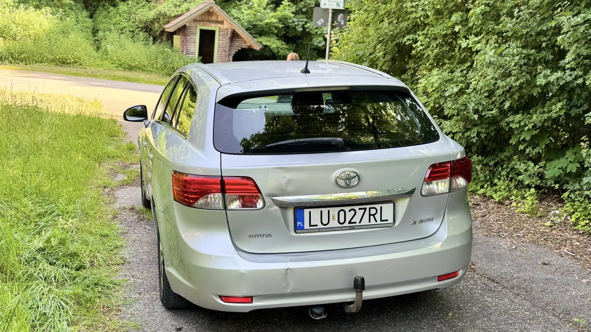 Toyota Avensis Combi 2.2 D-4D Edition - 1