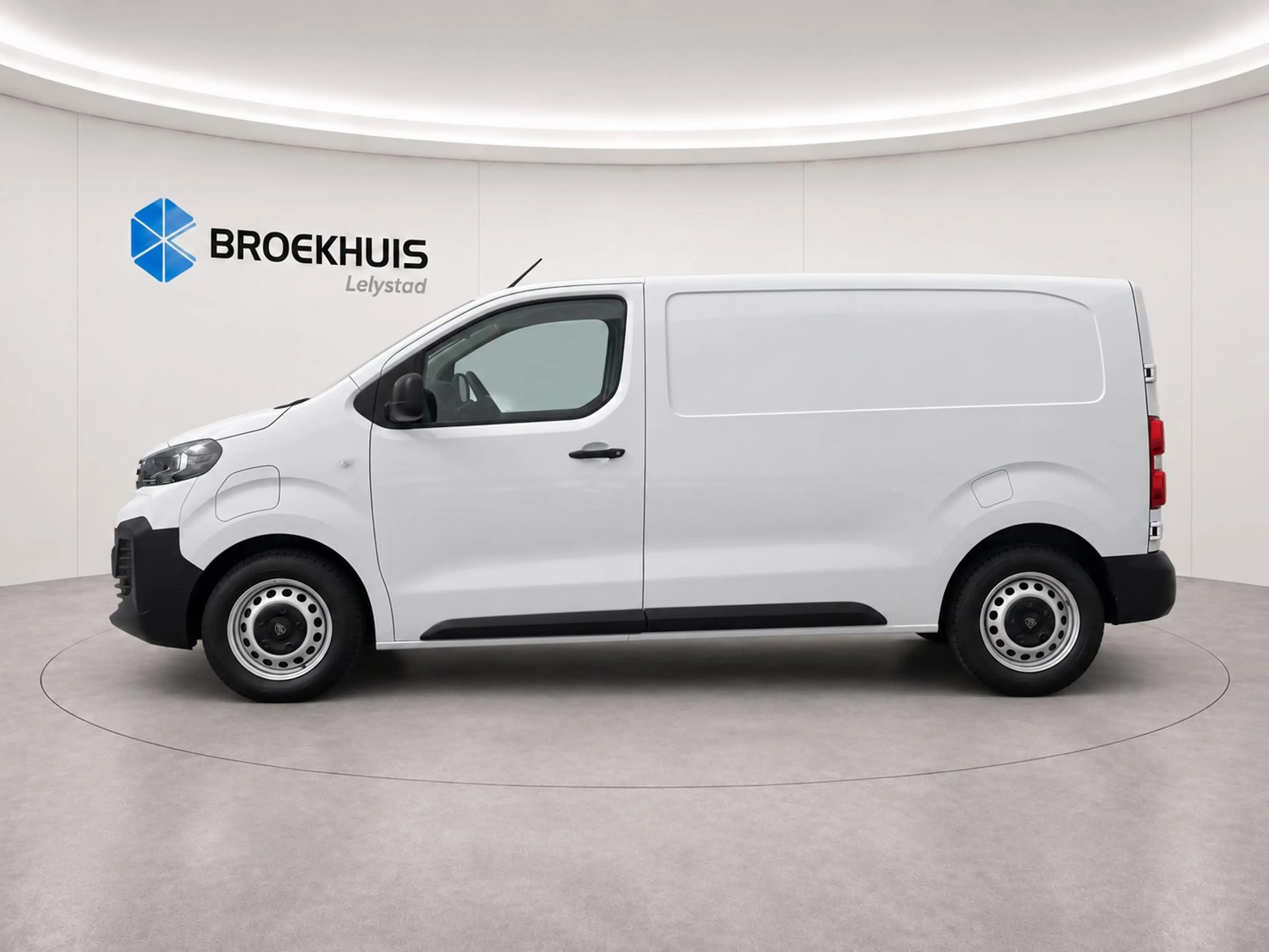 Peugeot e-Expert EV L2H1 75KWH 136PK SOH 96,13% / NAVI / AIRCO / LE — photo 2