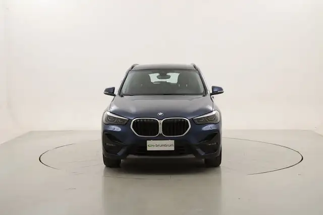 BMW X1 view 8