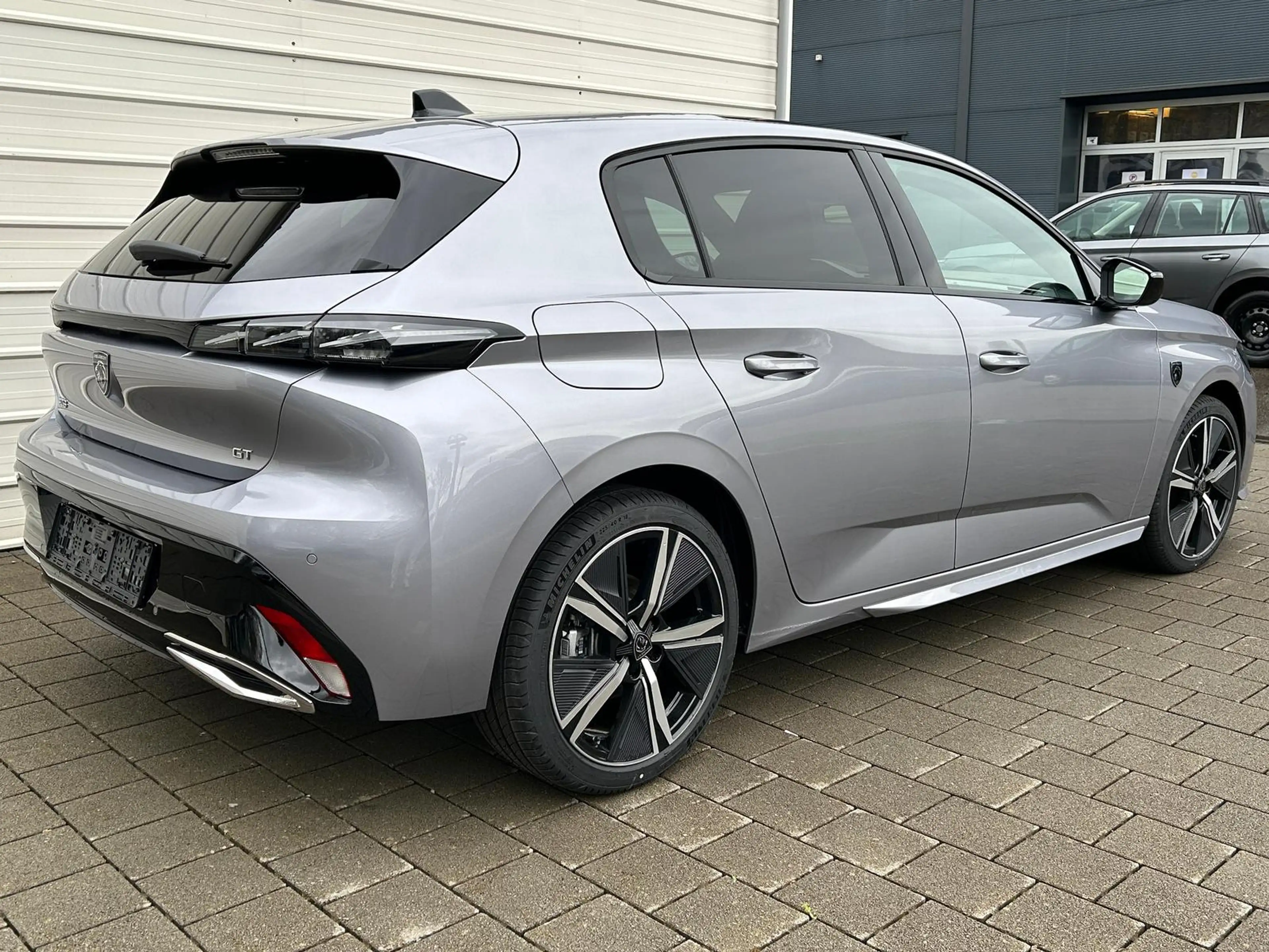 Peugeot 308 Hybrid 145 GT e-DCS6 *Pano*360*TOP ANGEBOT — photo 5