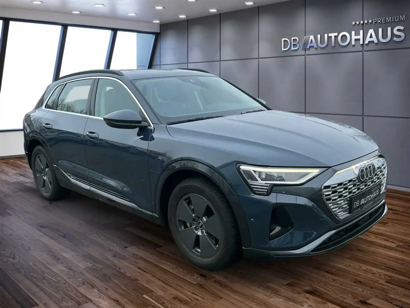 Audi Q8 e-tron 114 kWh advanced quattro Blau - 2