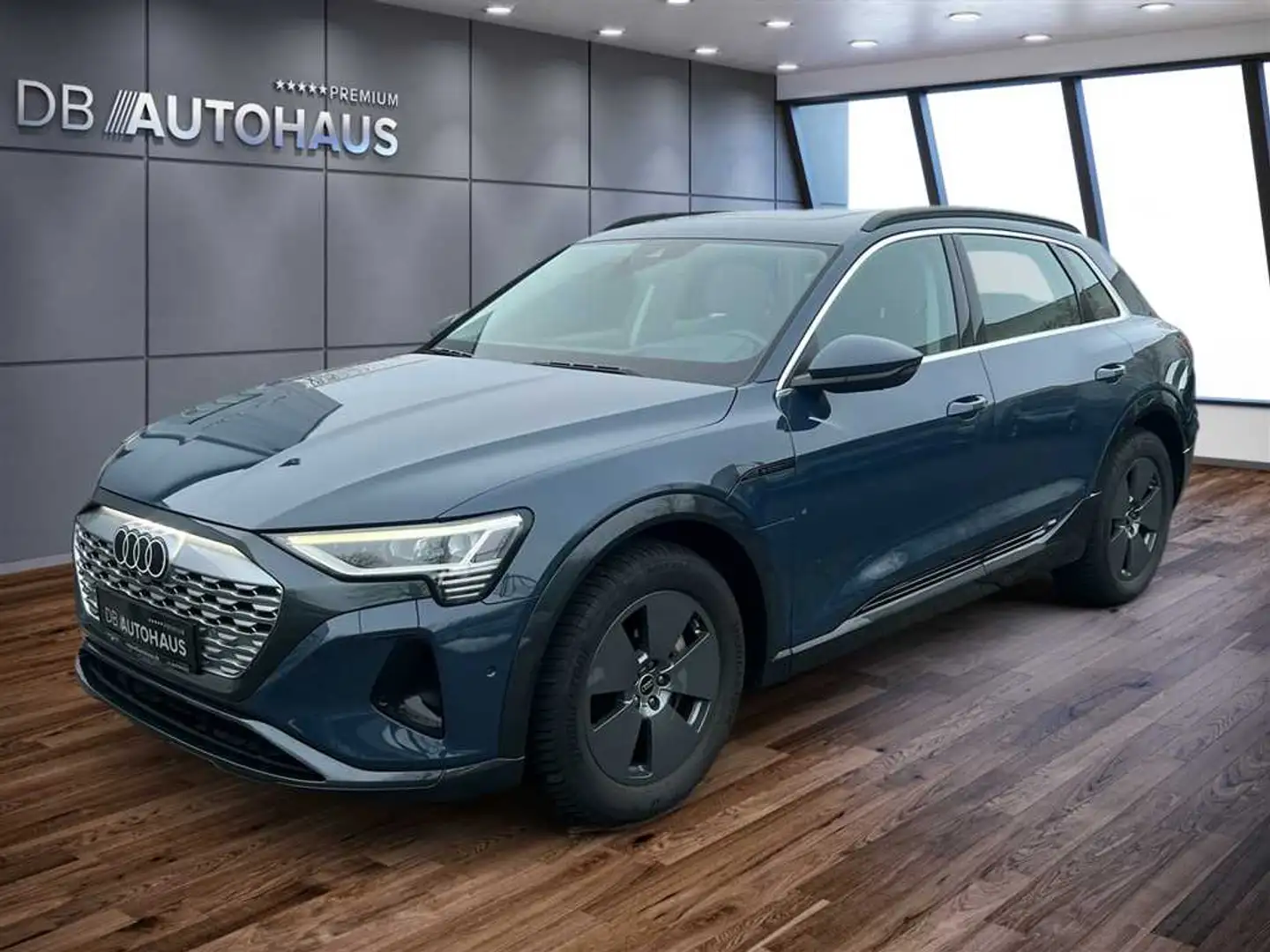 Audi Q8 e-tron 114 kWh advanced quattro Blau - 1