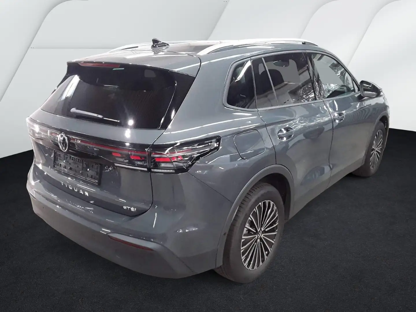 Volkswagen Tiguan 1.5 eTSI DSG Life Grau - 2