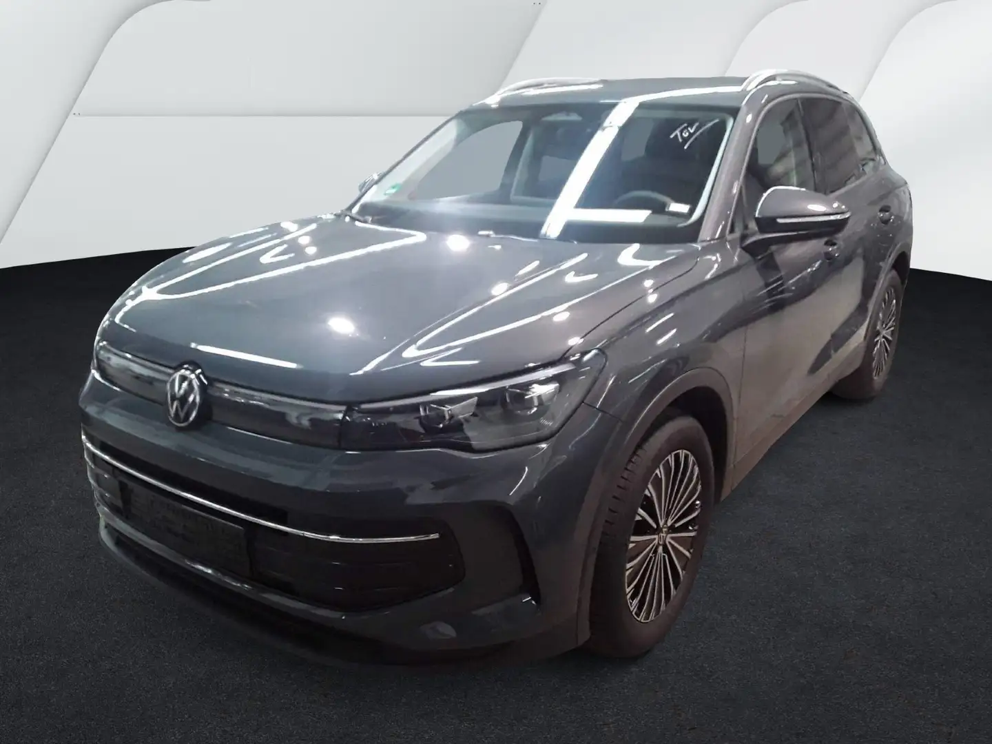 Volkswagen Tiguan 1.5 eTSI DSG Life Grau - 1