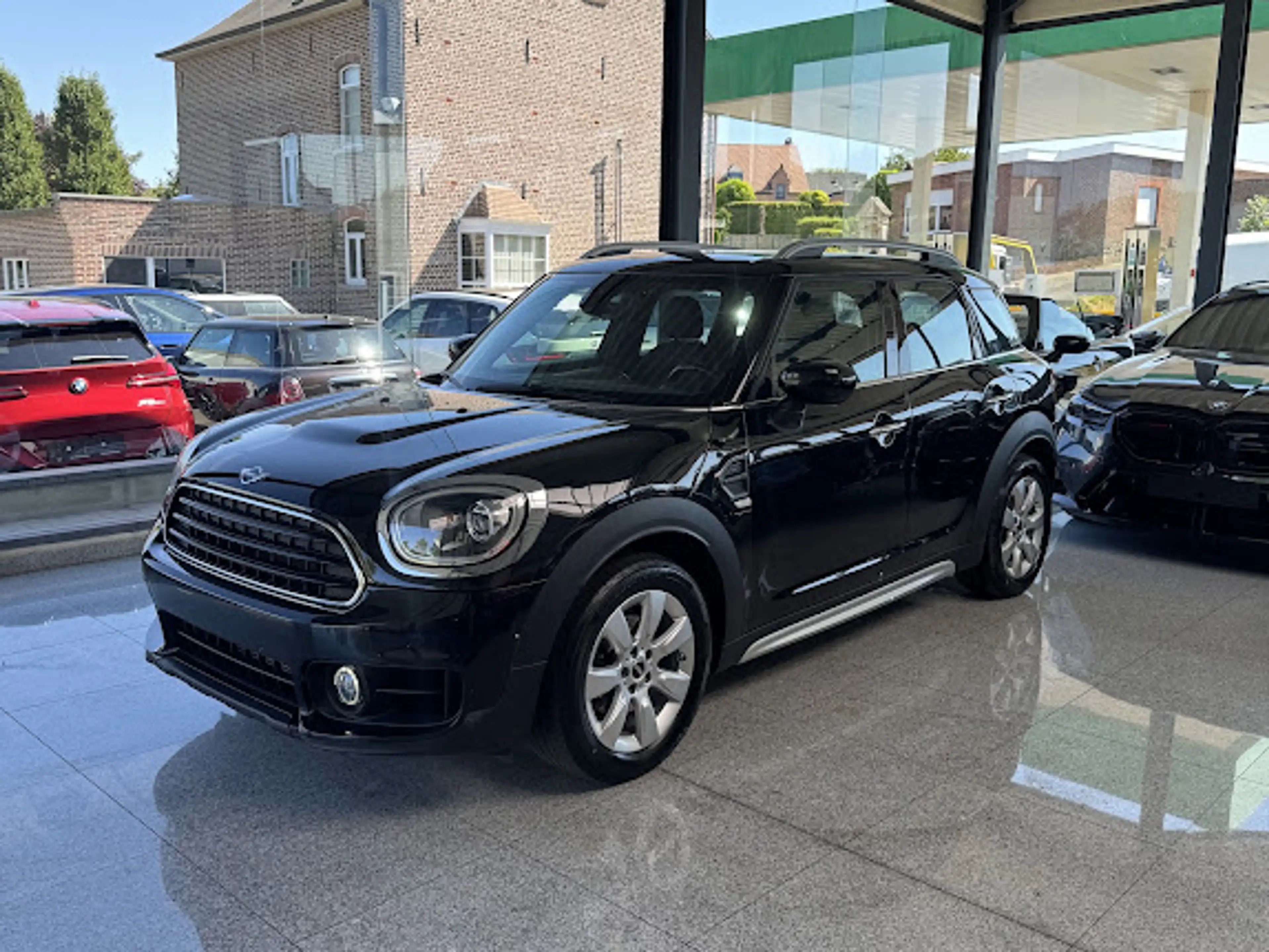 MINI Cooper Countryman 1.5L Aut. Classic / CARPLAY / NAVI / PDC / KEYLESS / AIRCO — photo 2