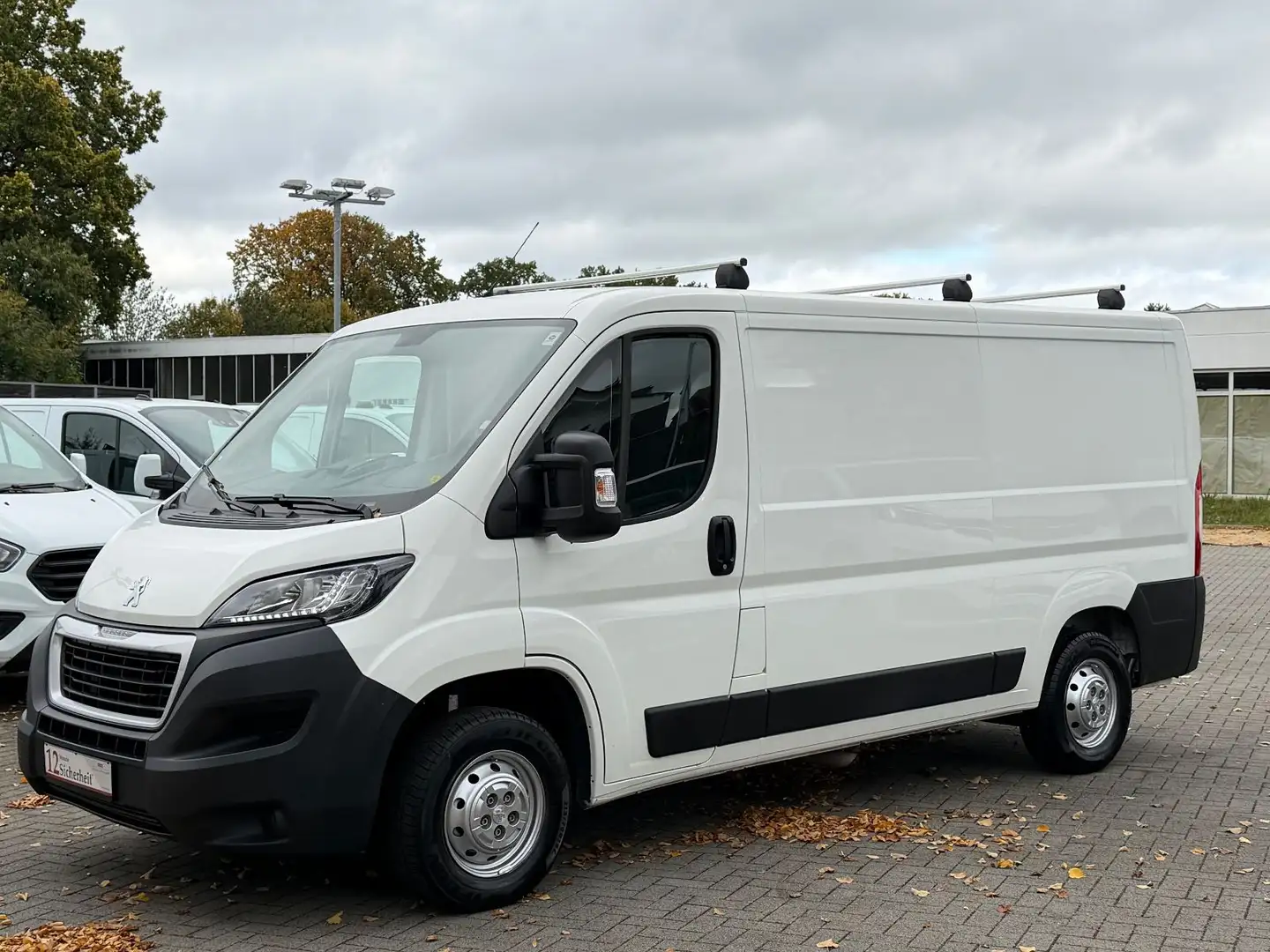 Peugeot Boxer BOXER 330 L2H1 PREMIUM BlueHDi  KAMERA/STANDHEIZ Weiß - 1