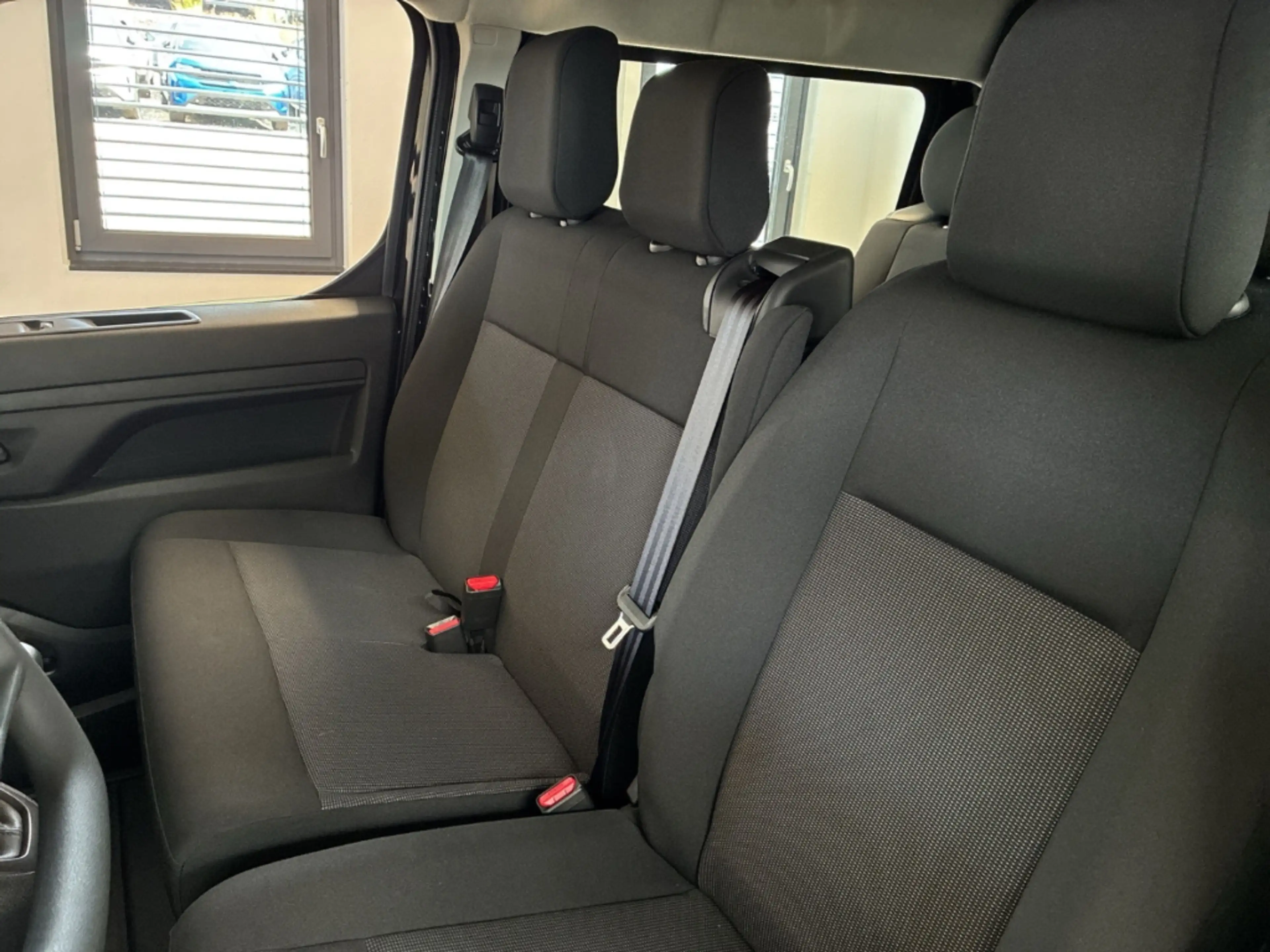 Fiat Scudo Kasten DoKa XL(L3) 2.2 BlueHDI150 AHK Kamera — photo 12
